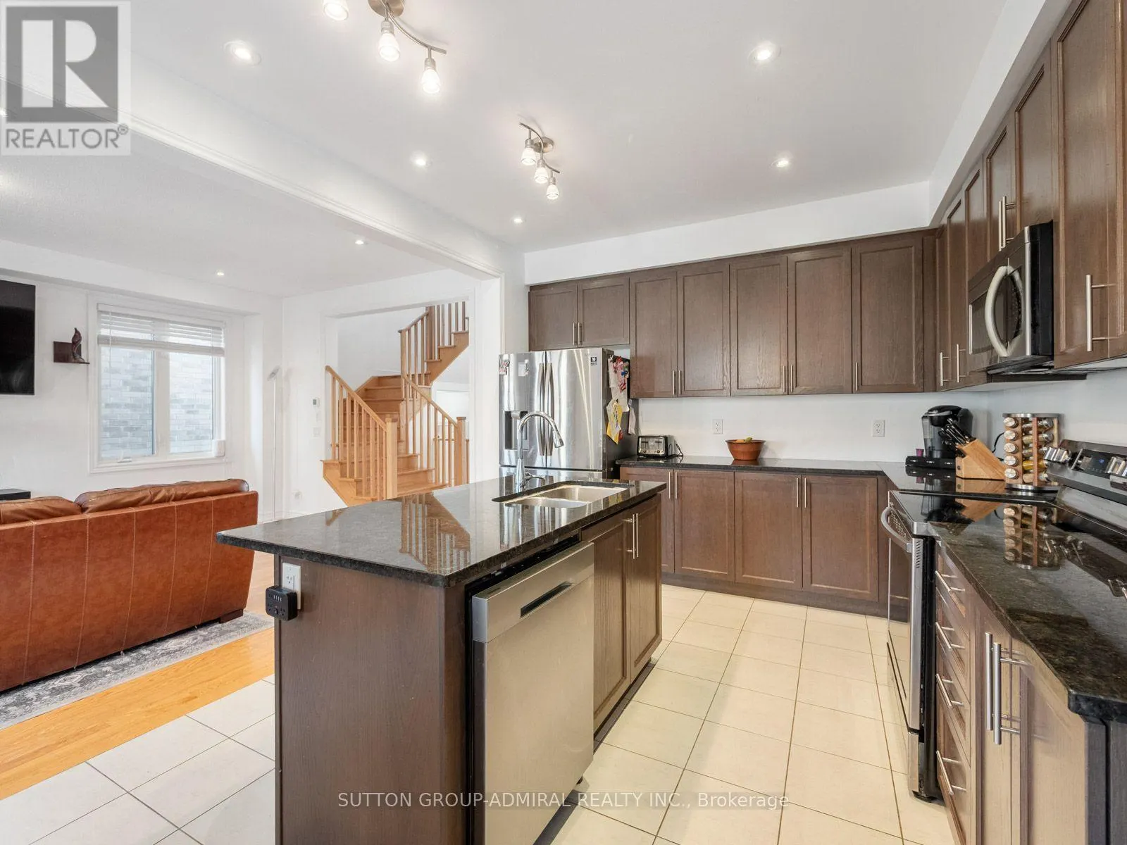 377 BUSATO DRIVE