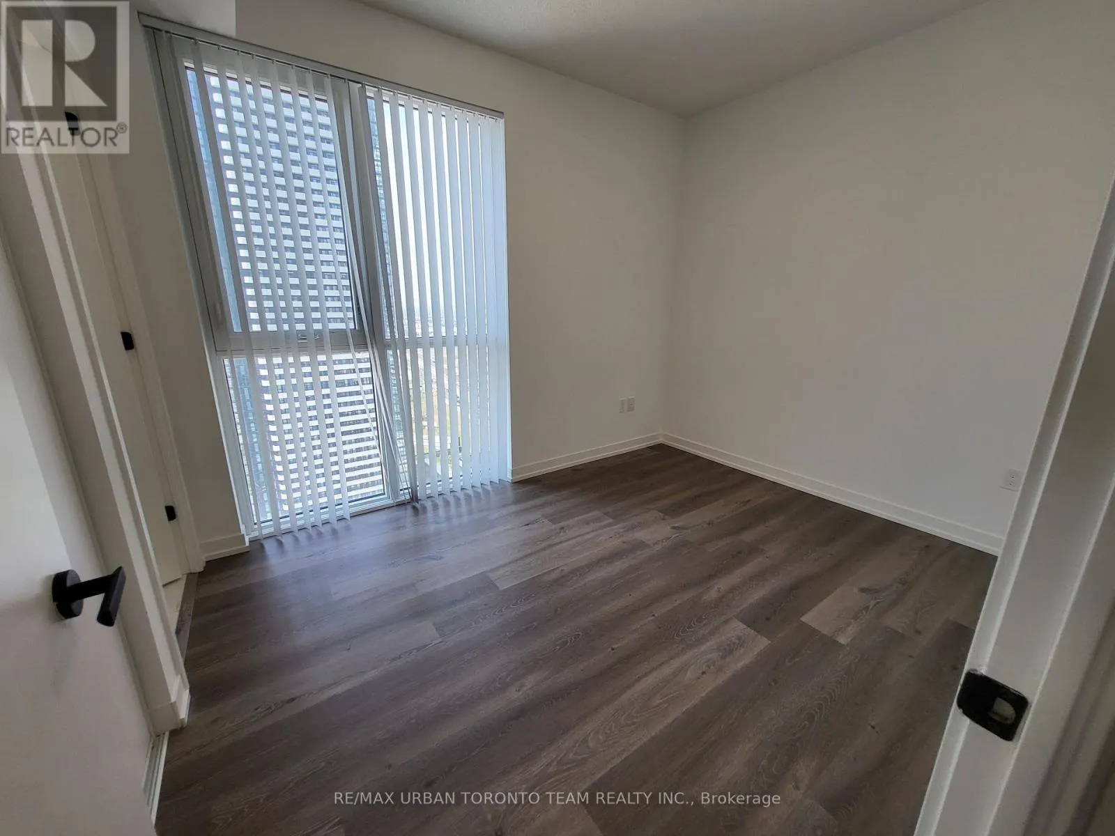 3312 - 28 INTERCHANGE WAY