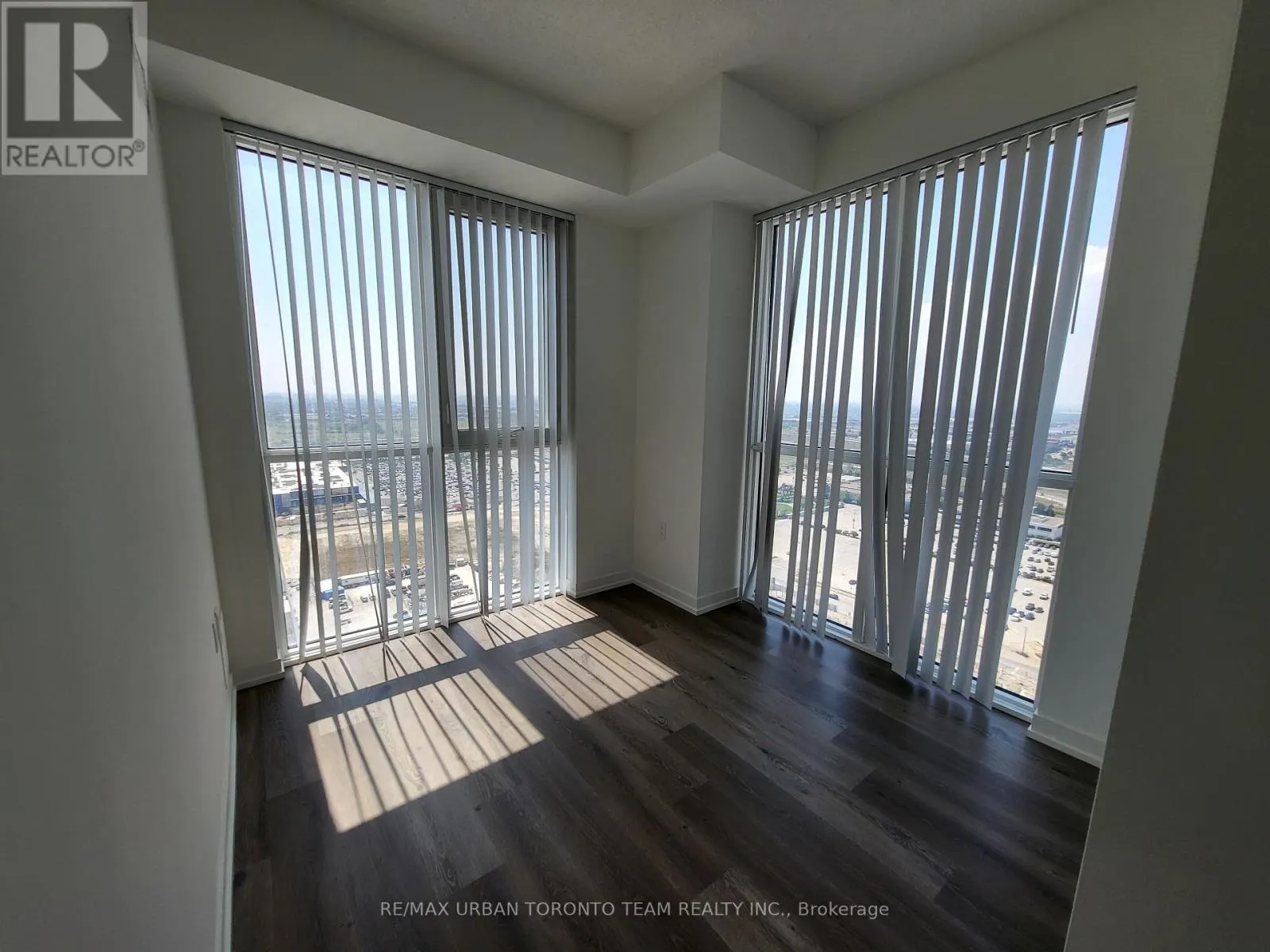 3312 - 28 INTERCHANGE WAY