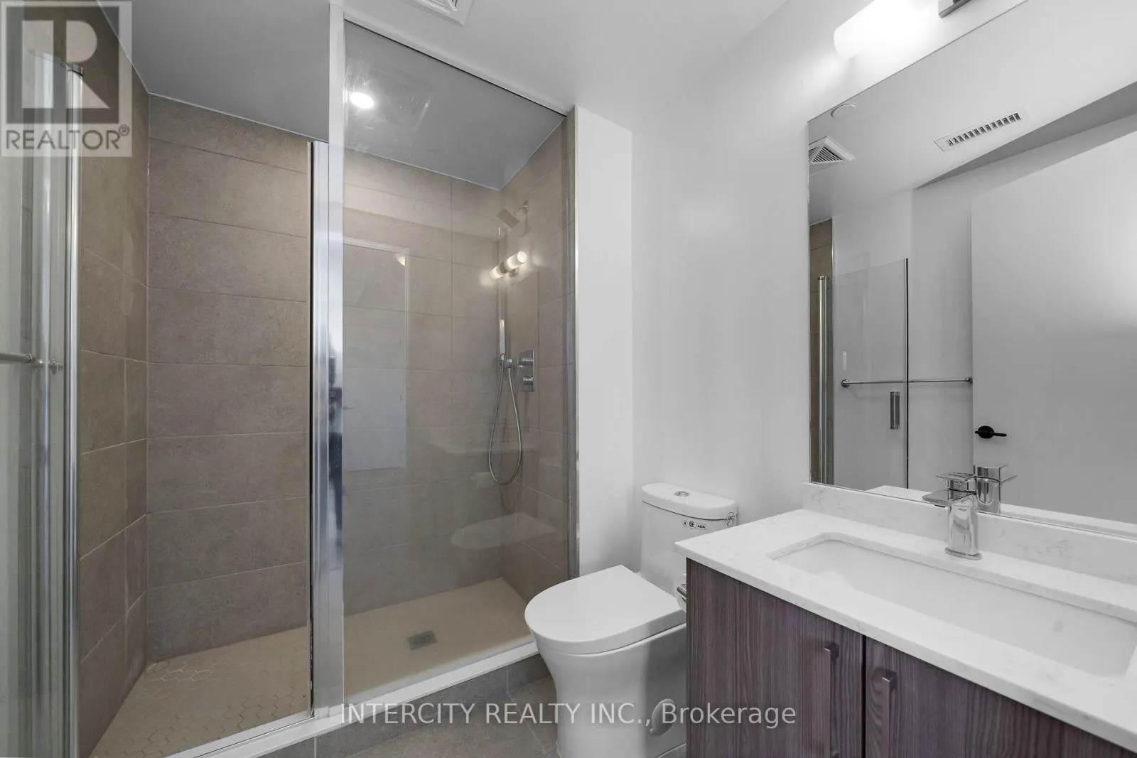 351 - 2075 KING ROAD