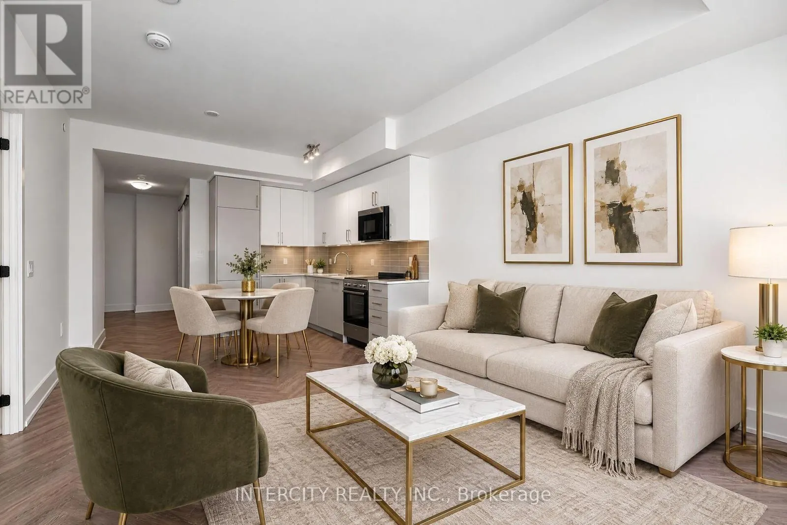 248 - 2075 KING ROAD