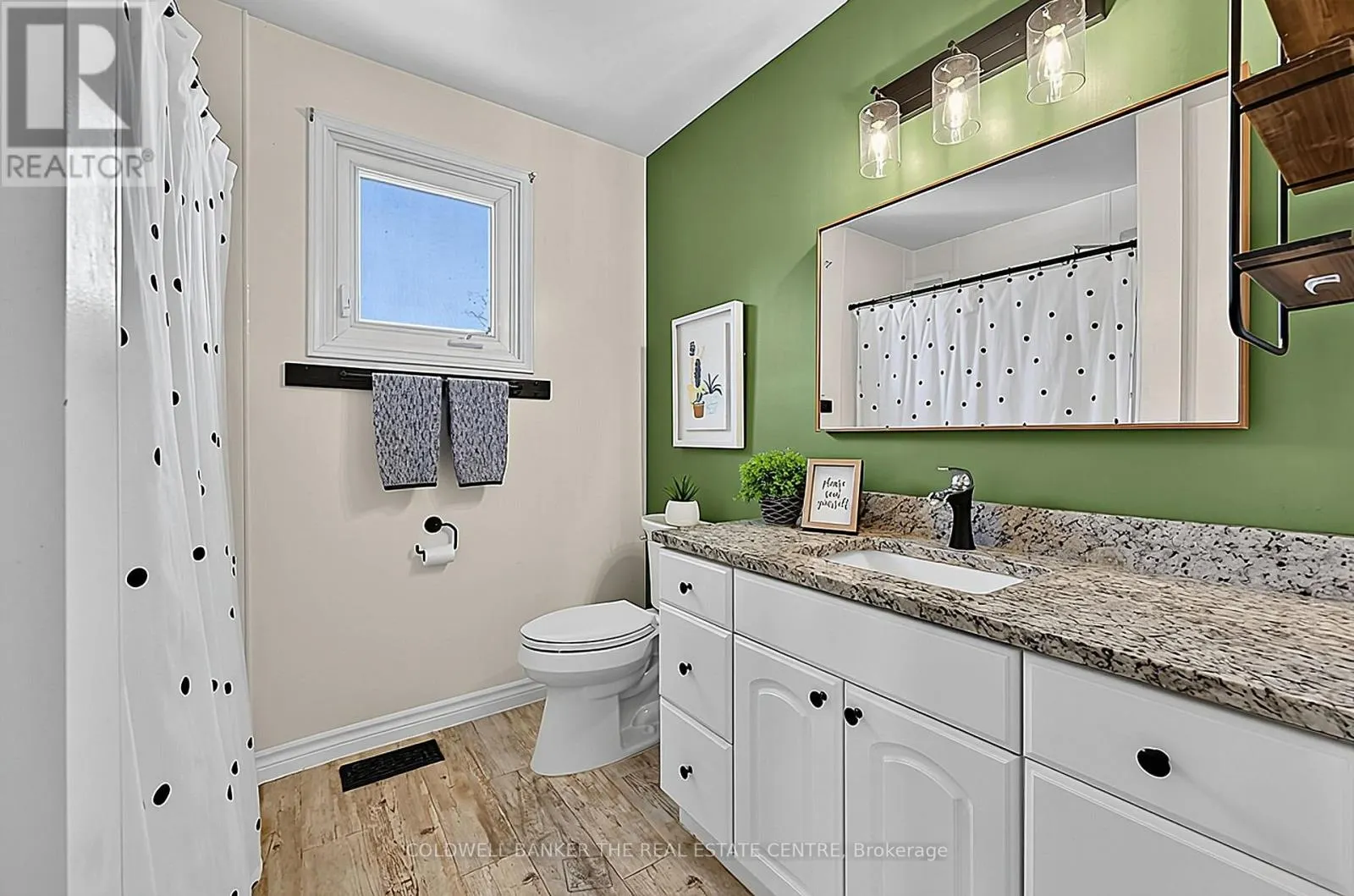 836 ELGIN STREET