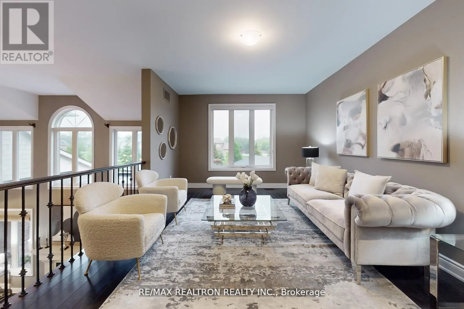 15 PINE VISTA AVENUE