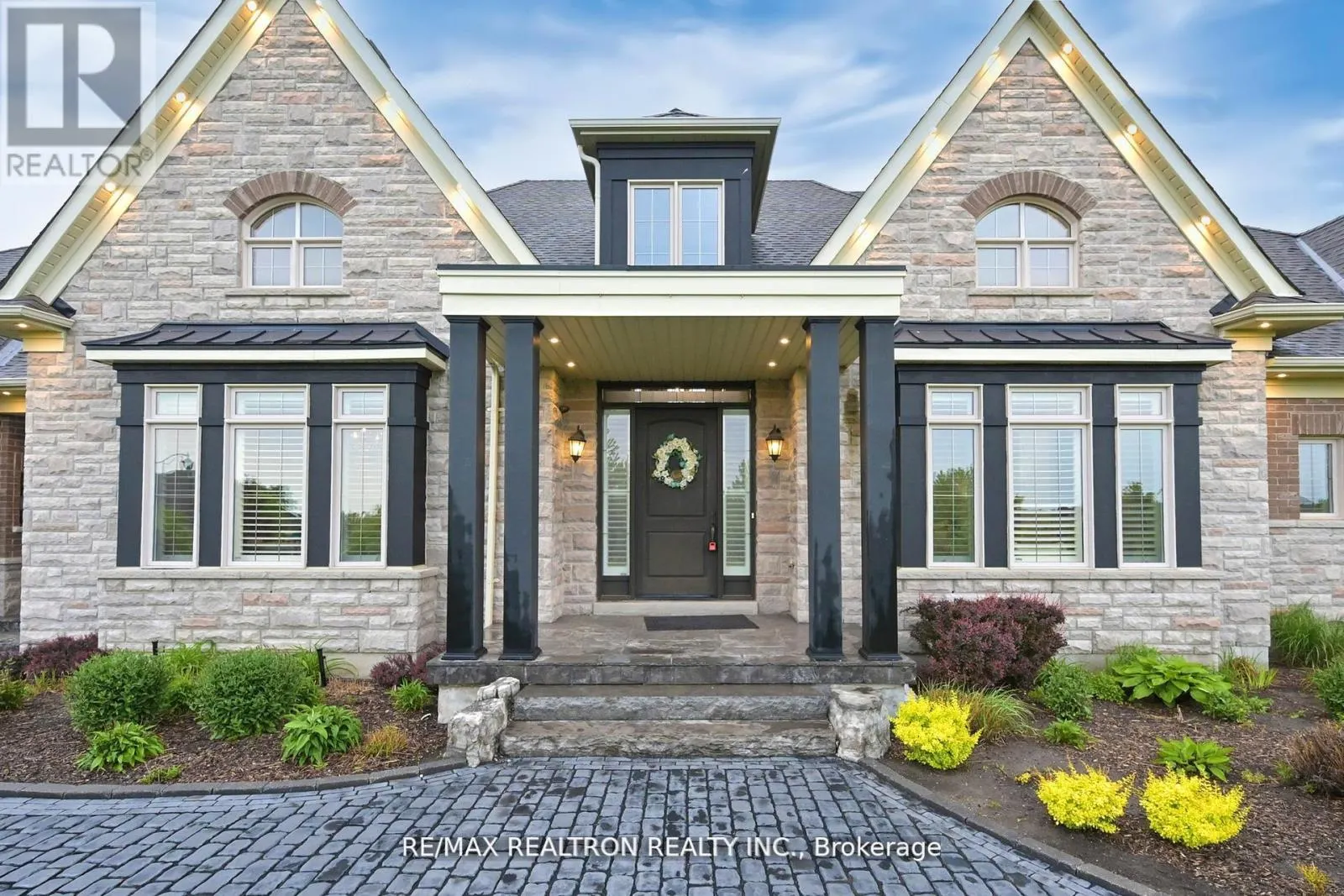 15 PINE VISTA AVENUE
