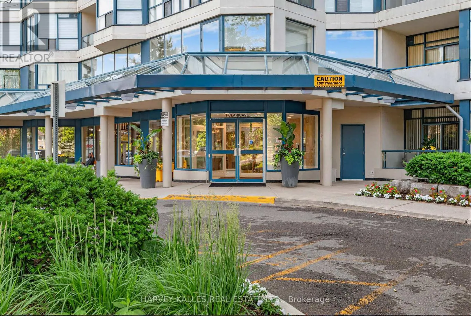 1206 - 1 CLARK AVENUE W