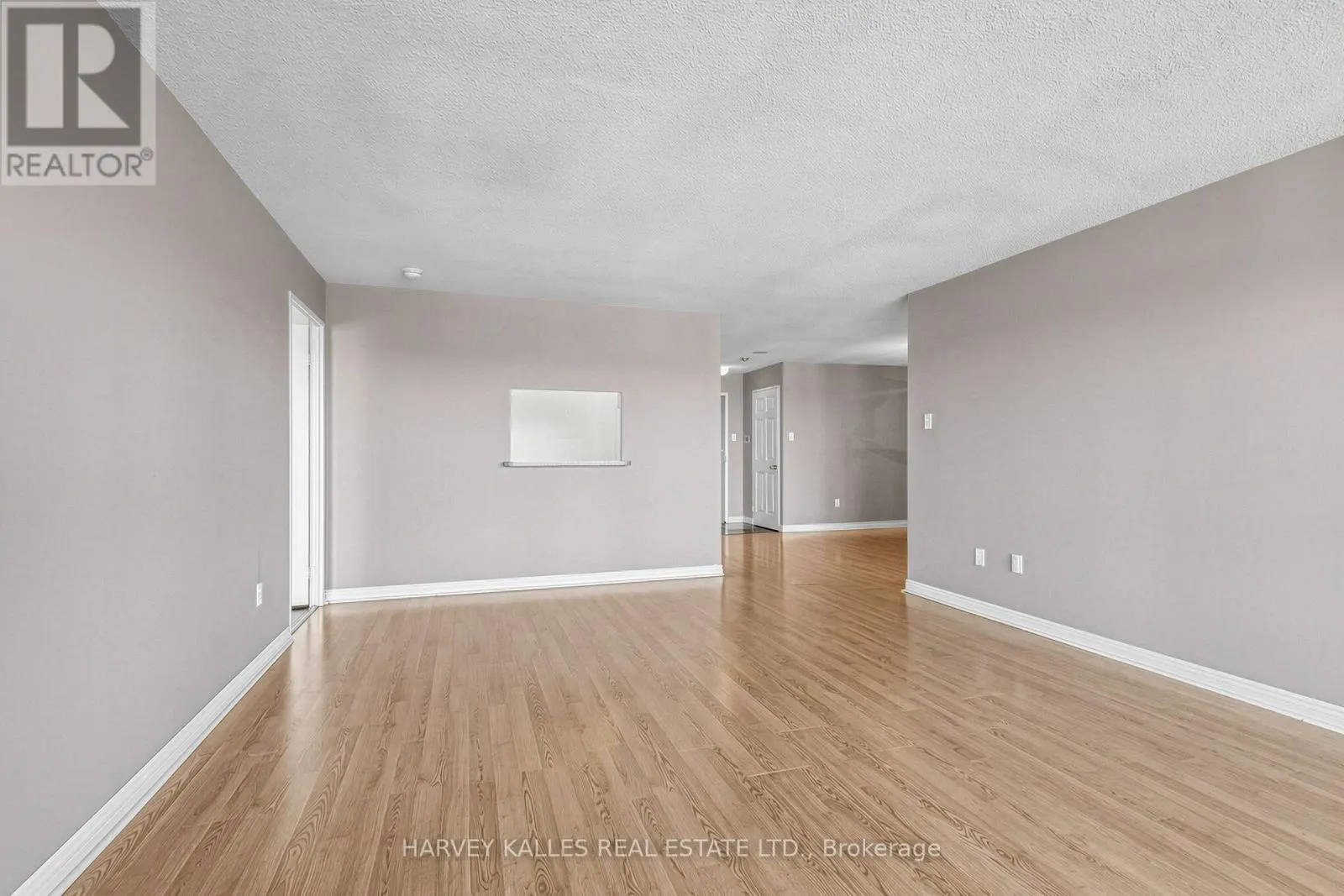 1206 - 1 CLARK AVENUE W
