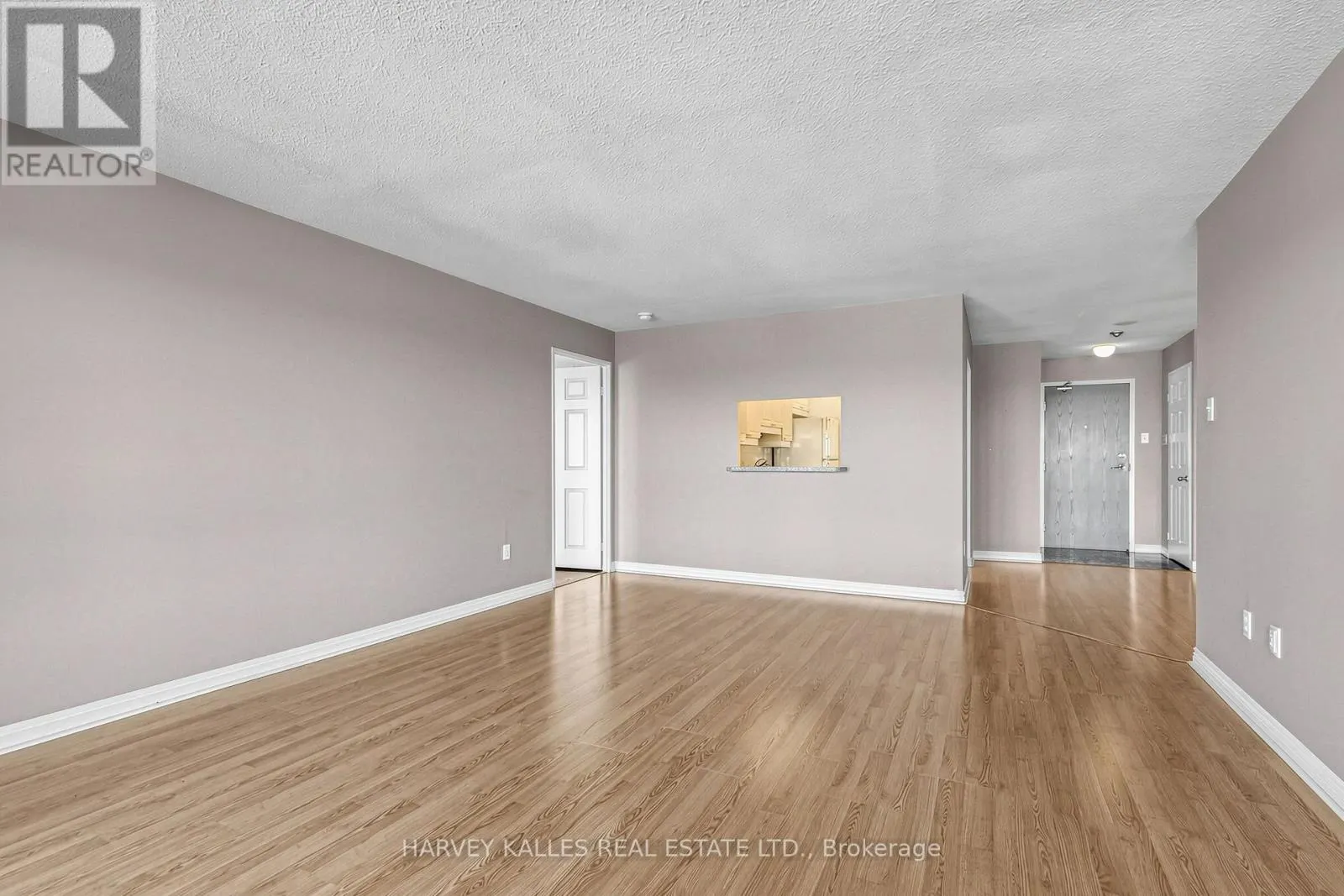 1206 - 1 CLARK AVENUE W