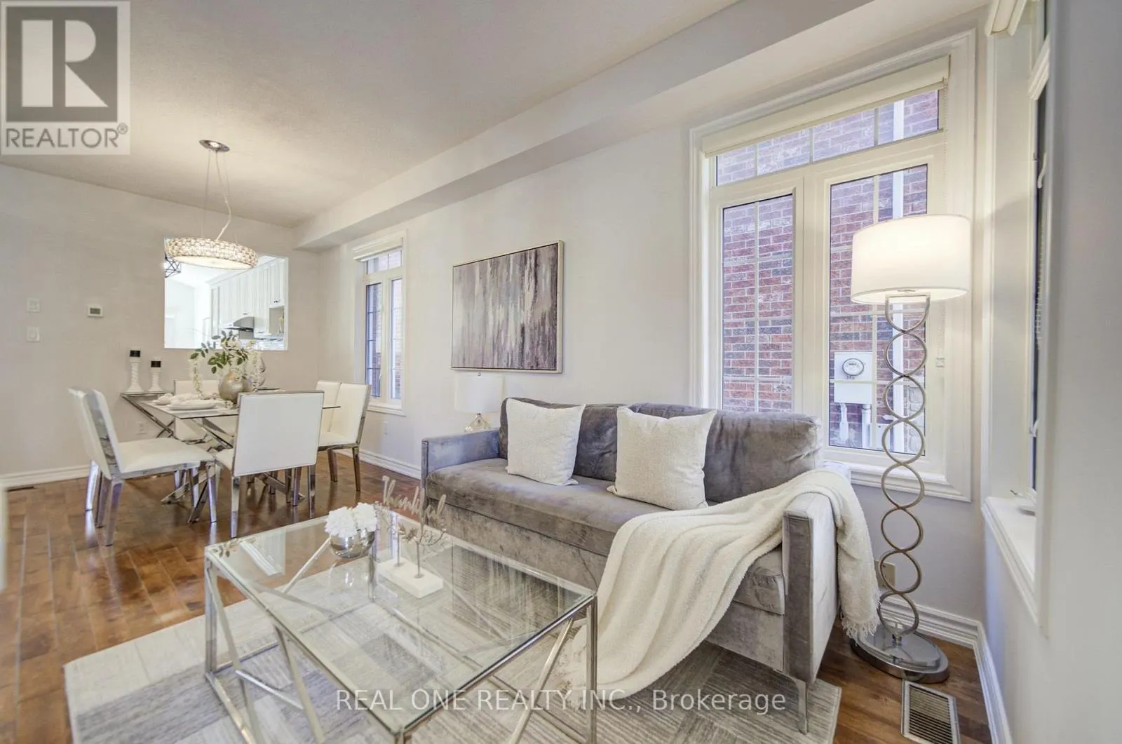 39 BALSAMWOOD ROAD