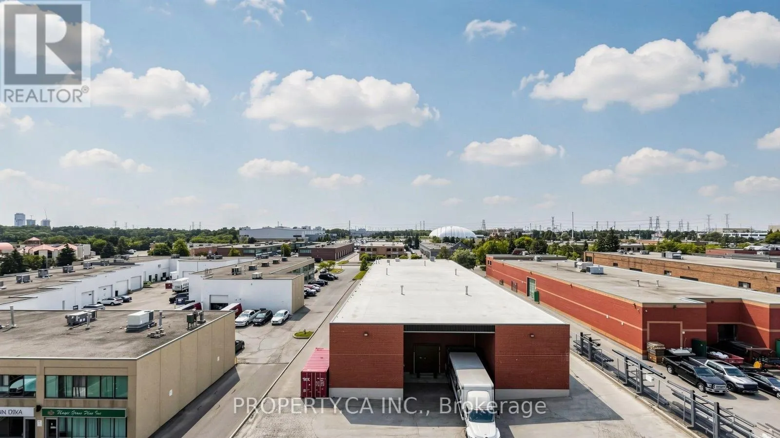 516 - 24 WOODSTREAM BOULEVARD