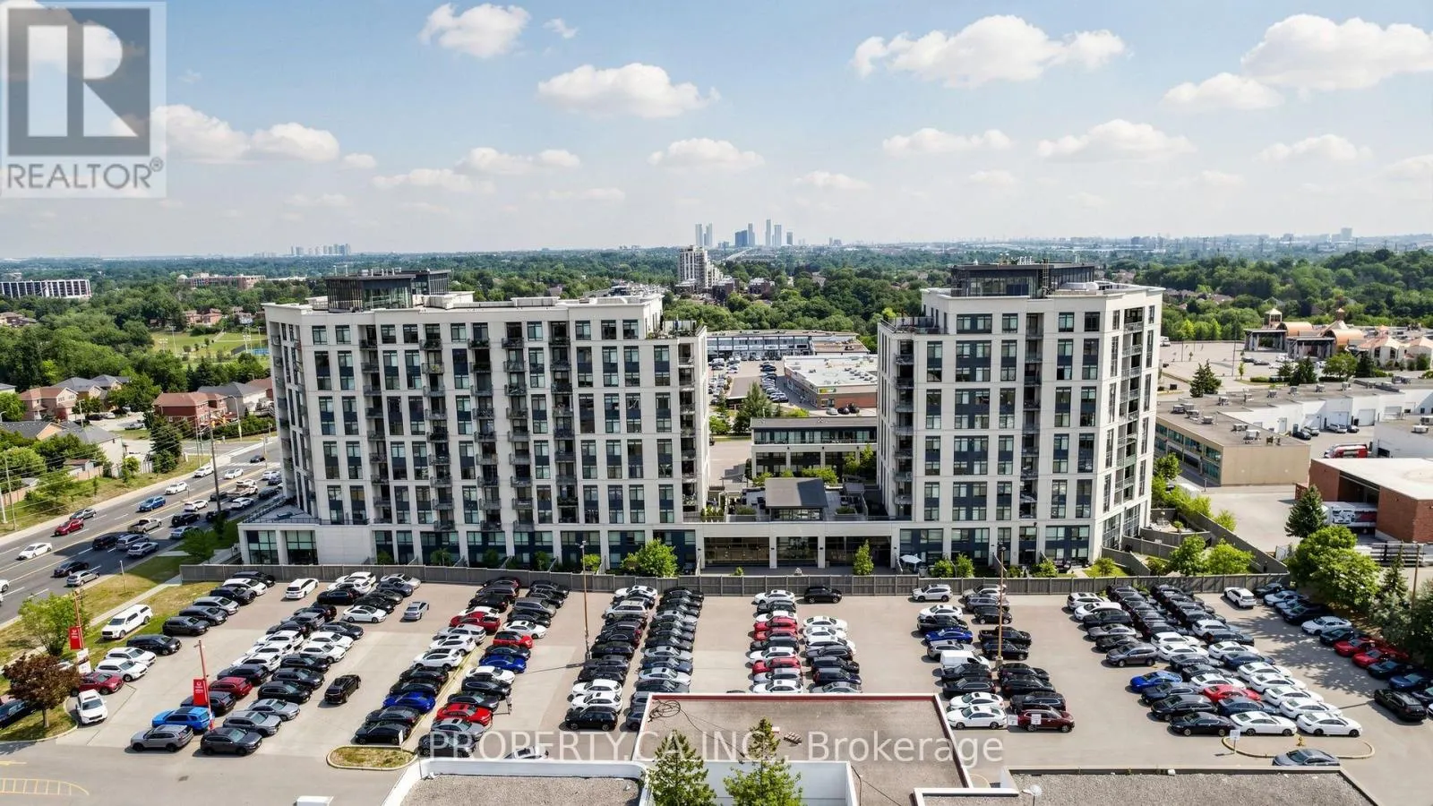 516 - 24 WOODSTREAM BOULEVARD