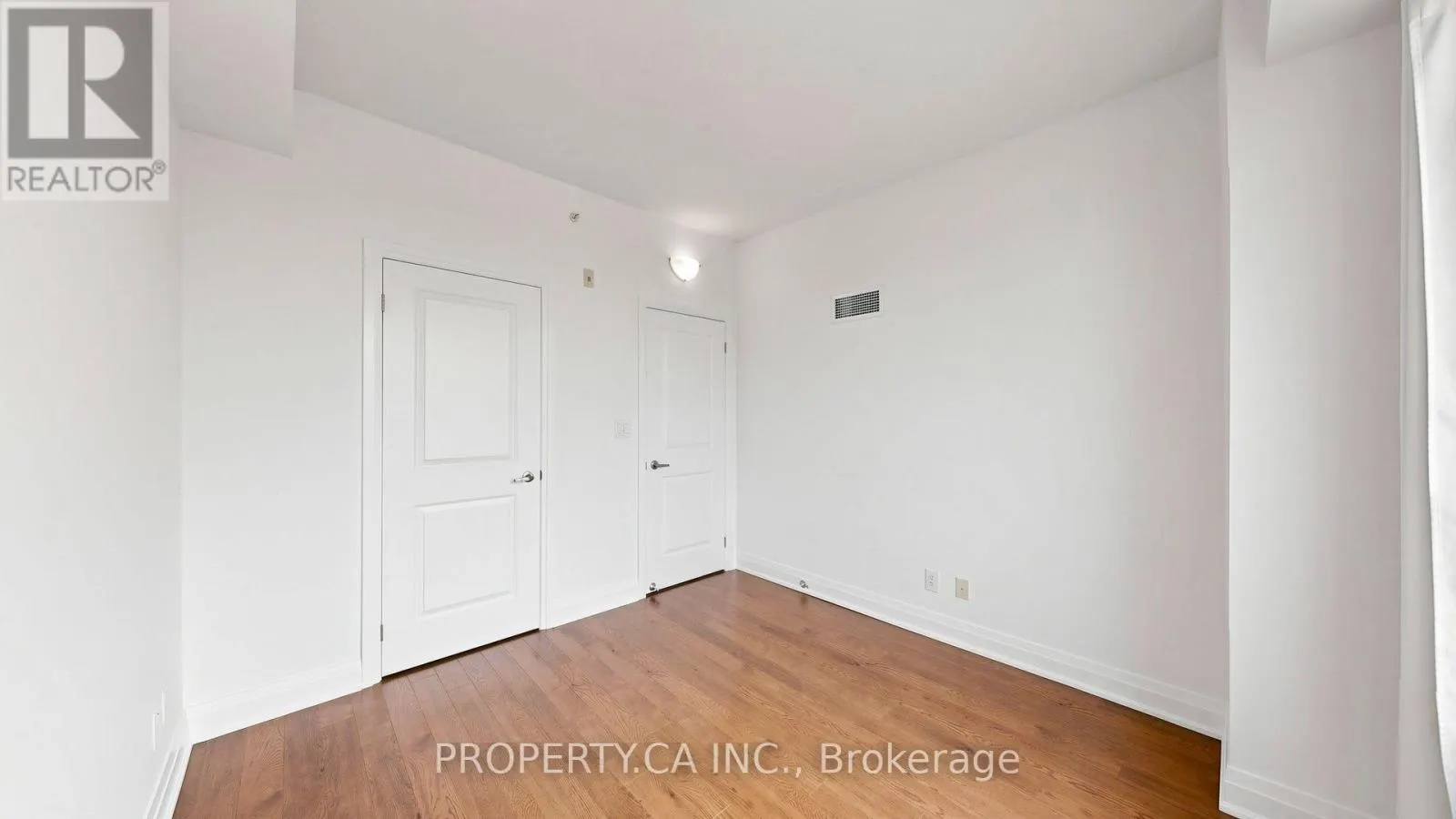 516 - 24 WOODSTREAM BOULEVARD
