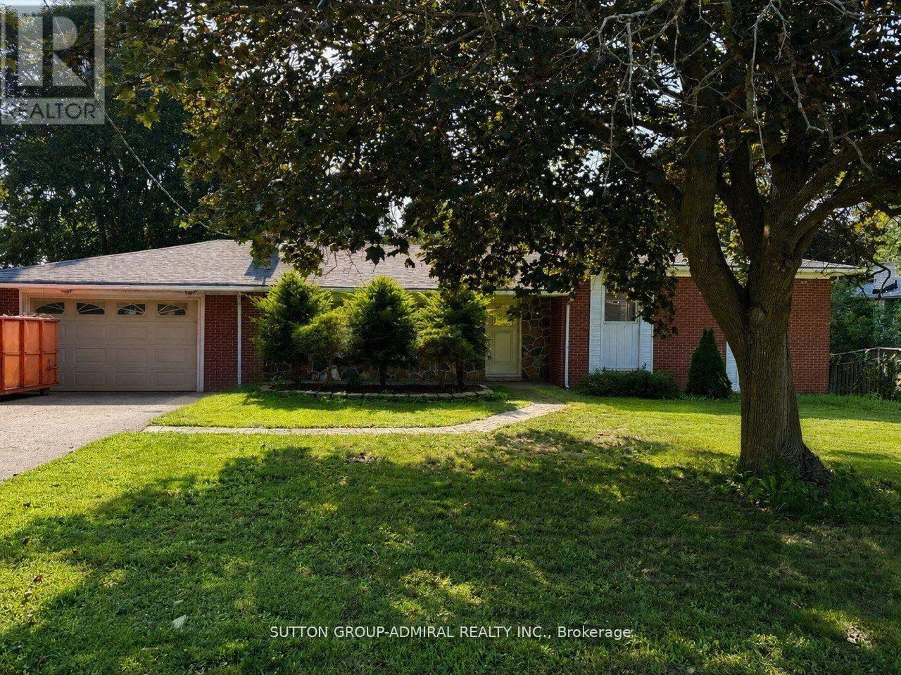 86 HAMILTON DRIVE
