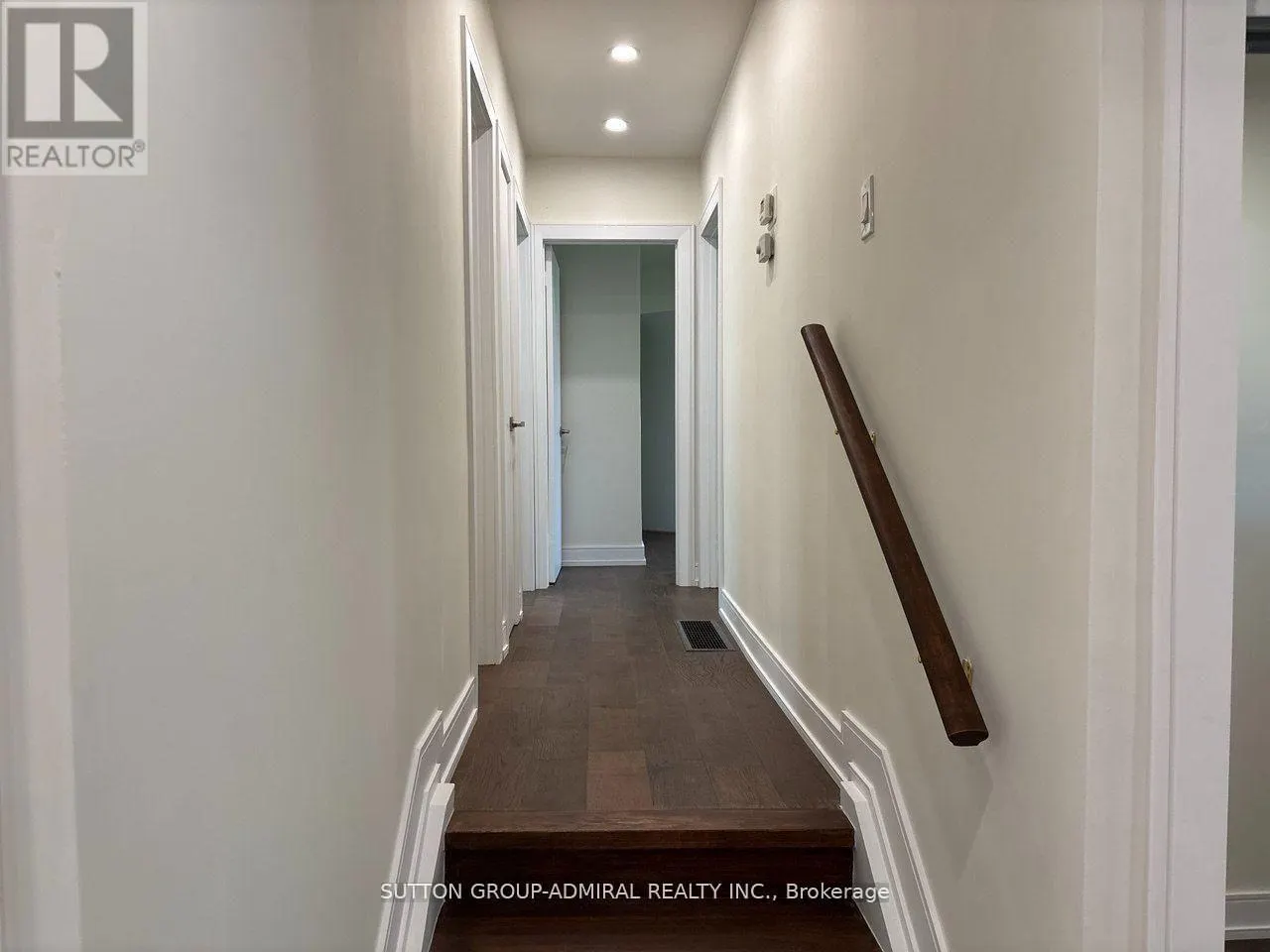 86 HAMILTON DRIVE