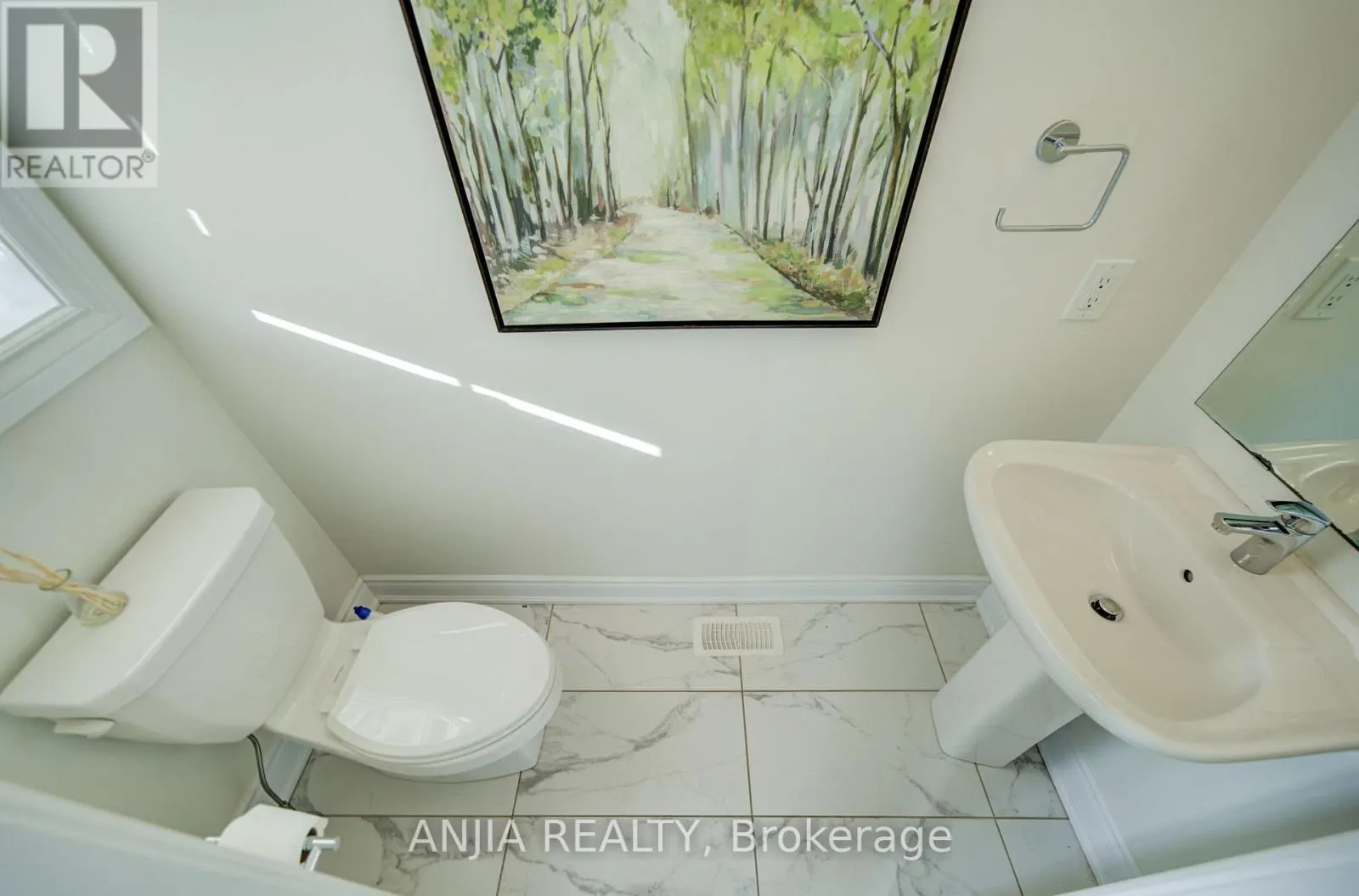 107 GUARDHOUSE CRESCENT