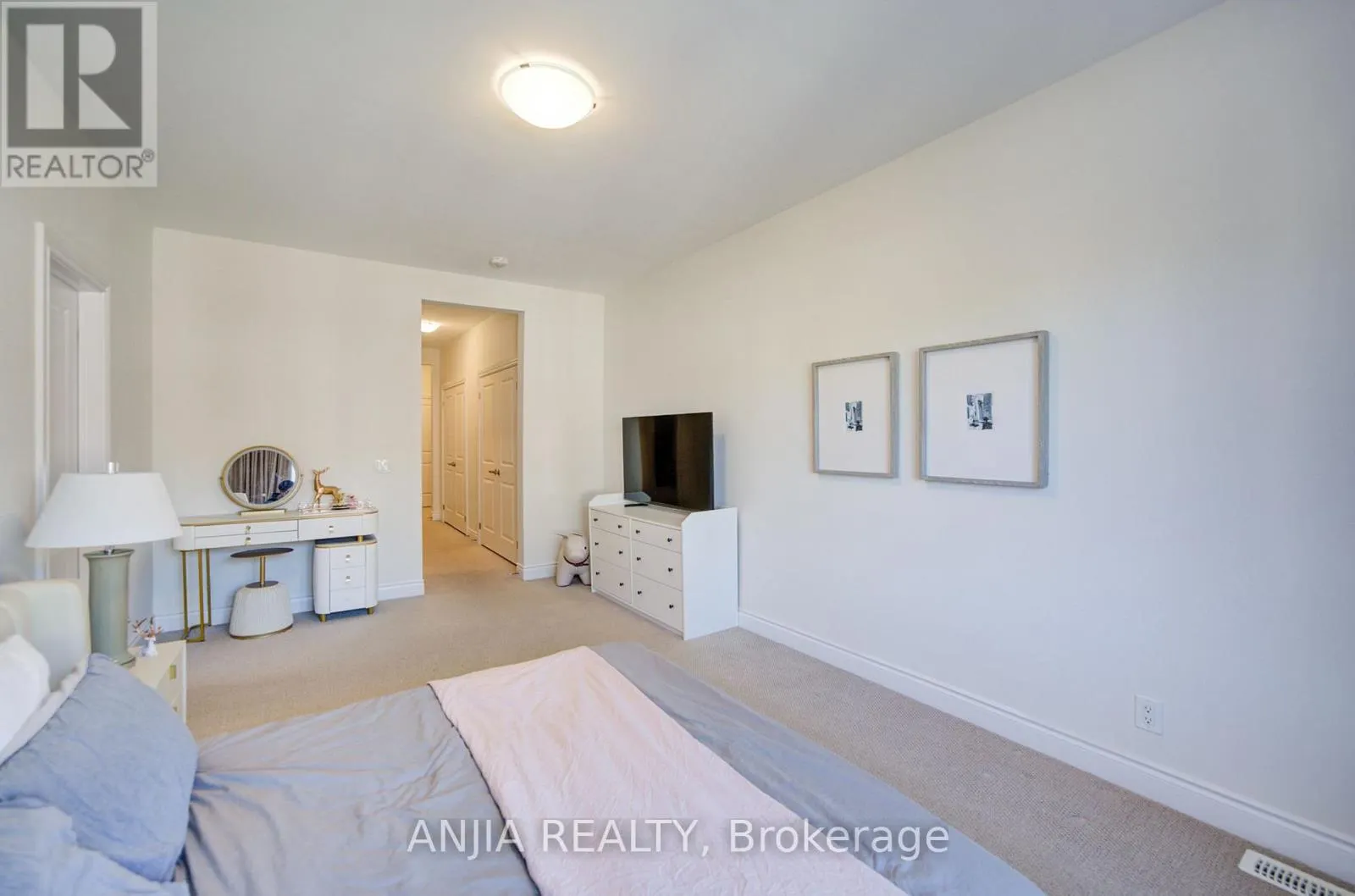107 GUARDHOUSE CRESCENT
