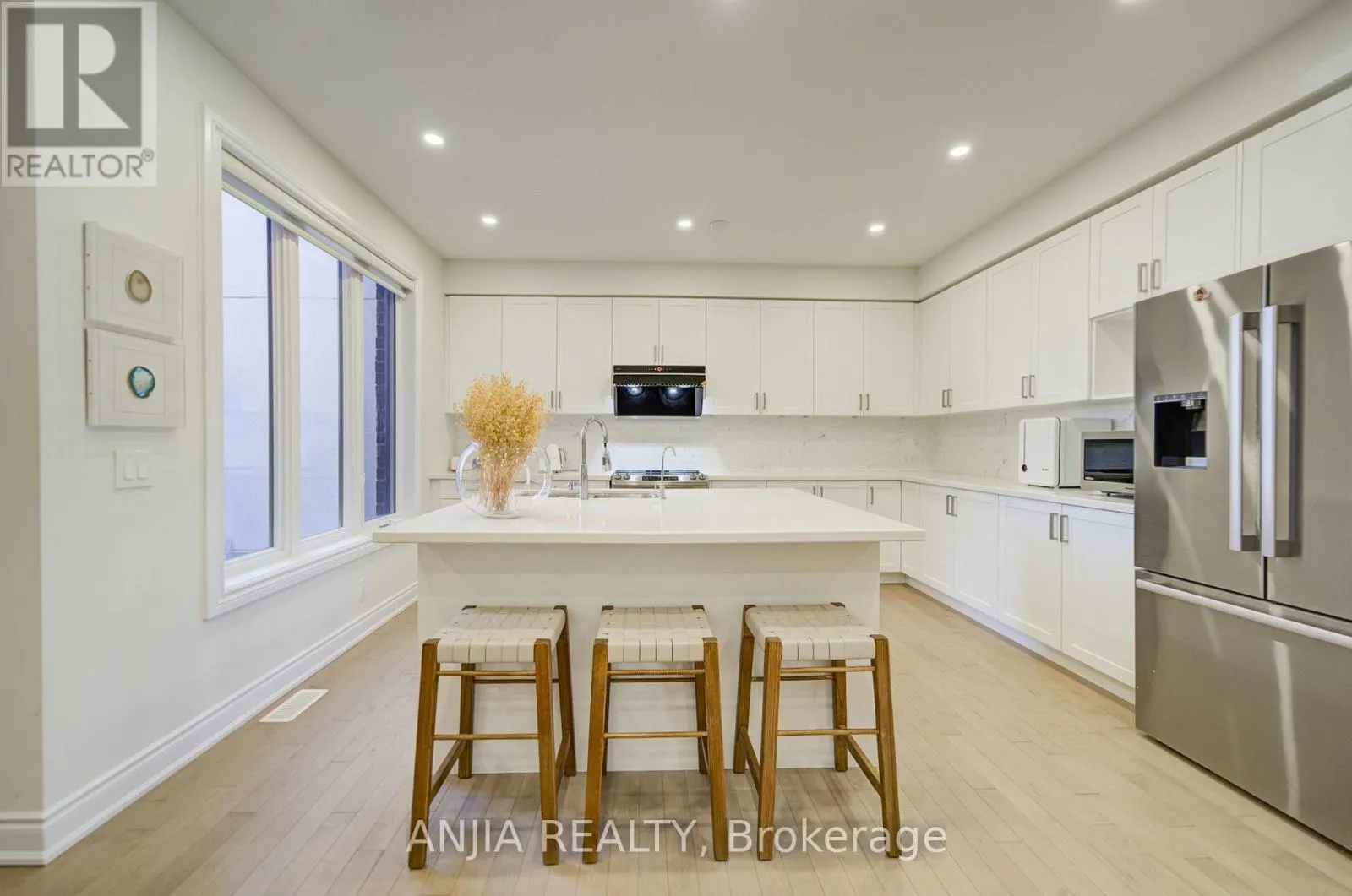 107 GUARDHOUSE CRESCENT