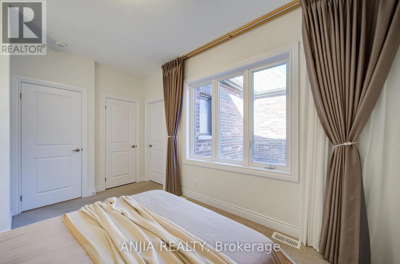 107 GUARDHOUSE CRESCENT