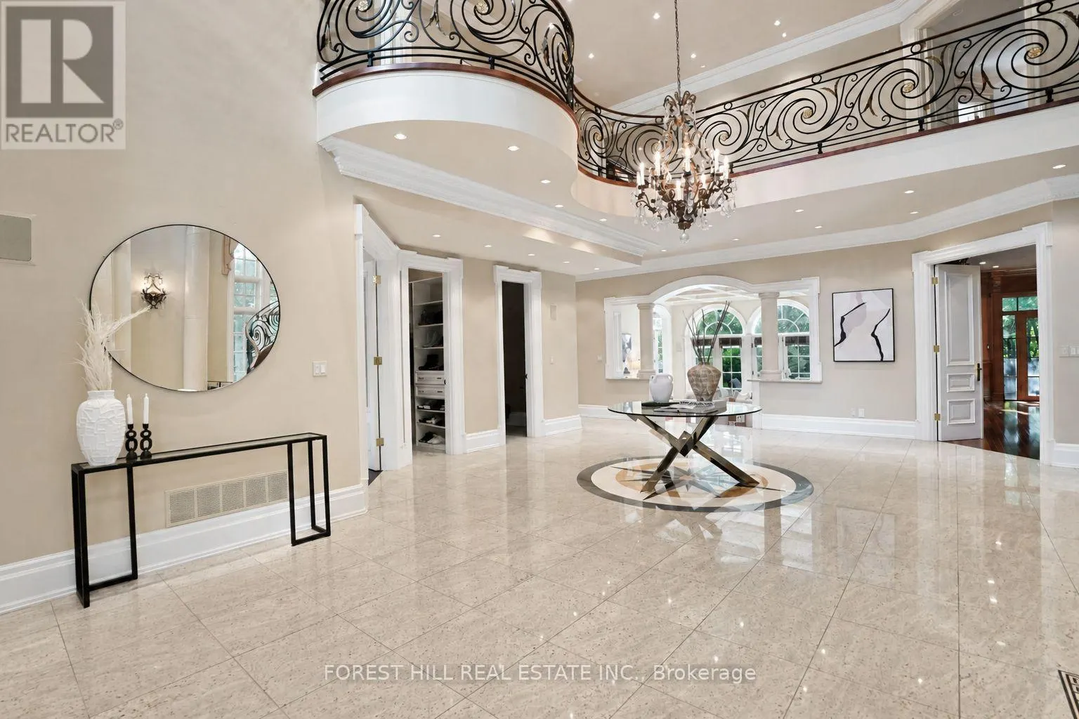 160 RENAISSANCE COURT