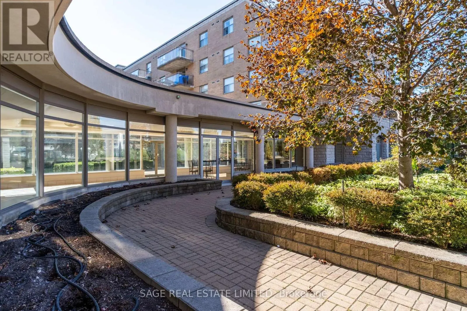 309 - 2502 RUTHERFORD ROAD