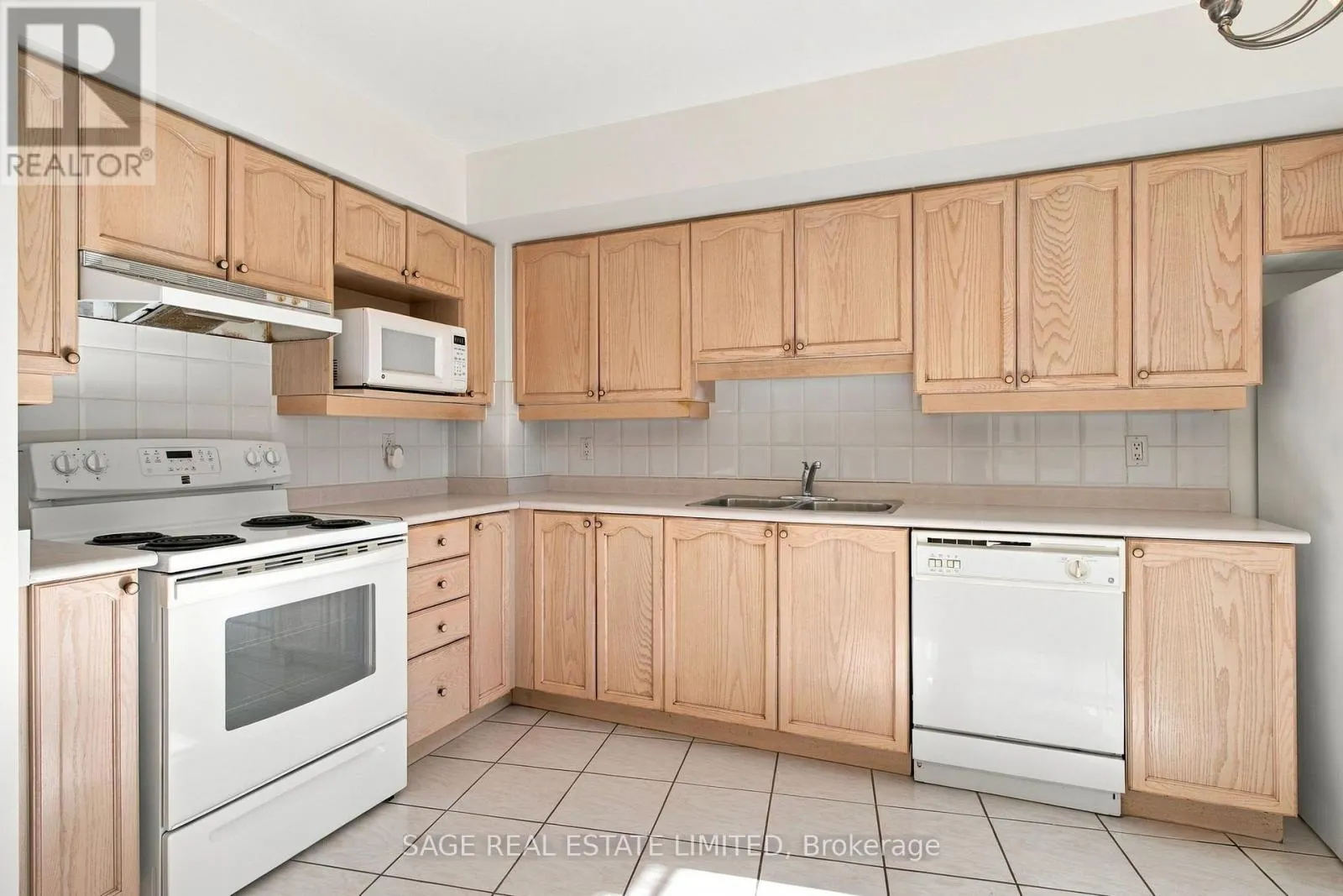 309 - 2502 RUTHERFORD ROAD