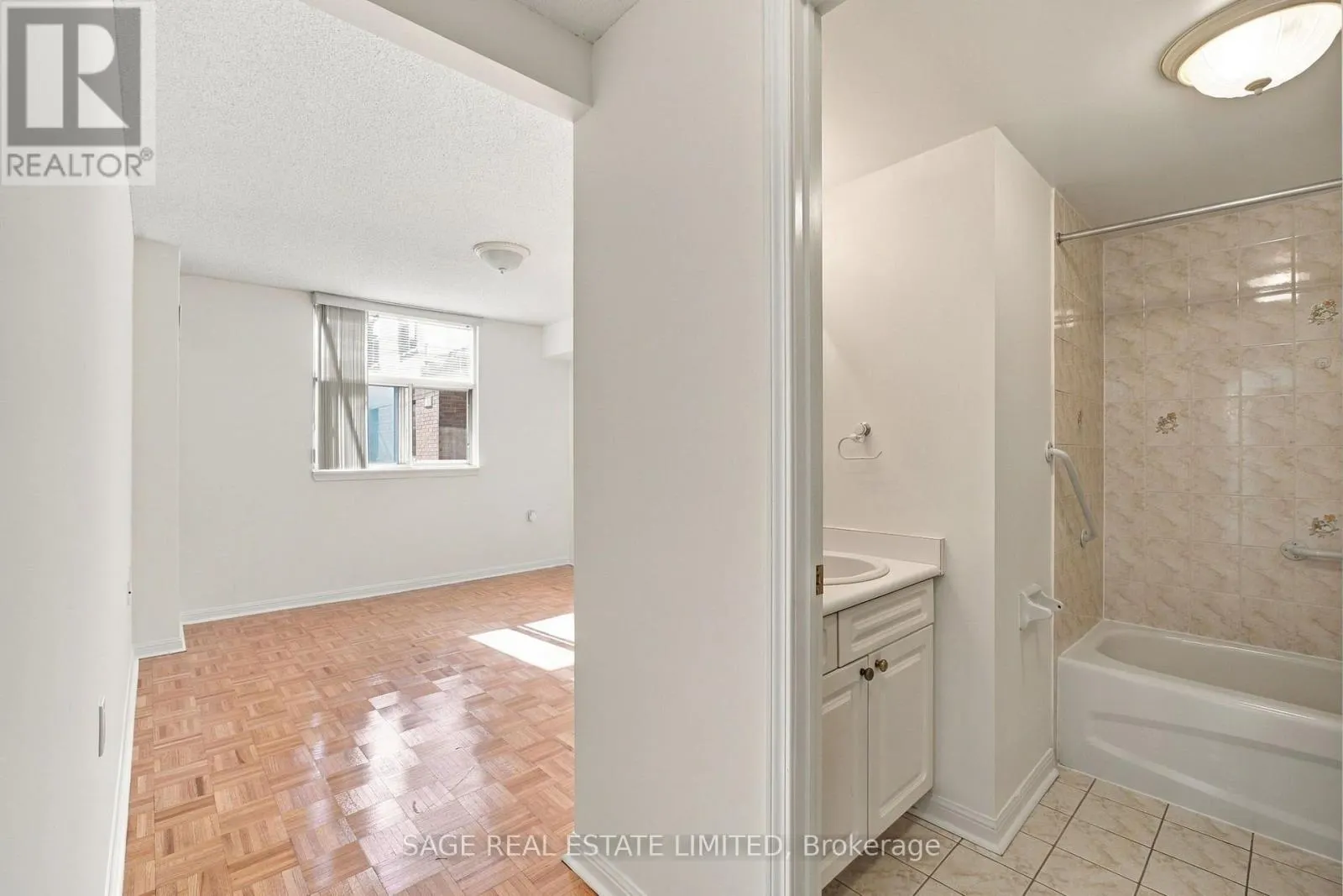 309 - 2502 RUTHERFORD ROAD