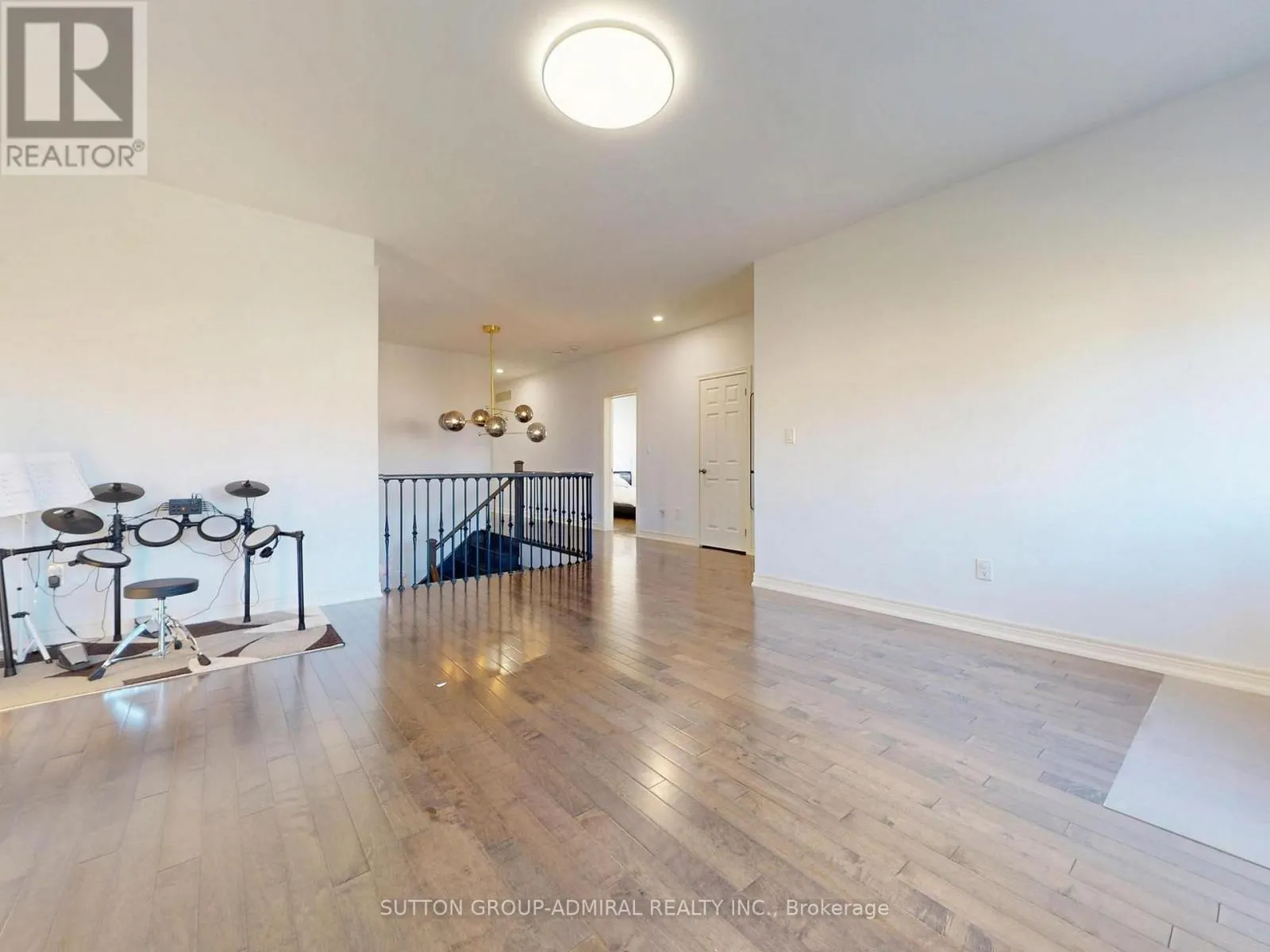 108 BALDRY AVENUE