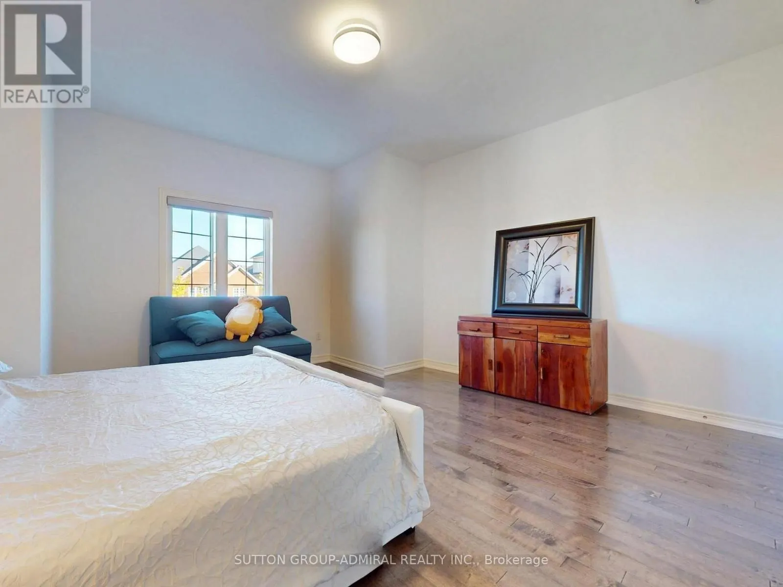 108 BALDRY AVENUE