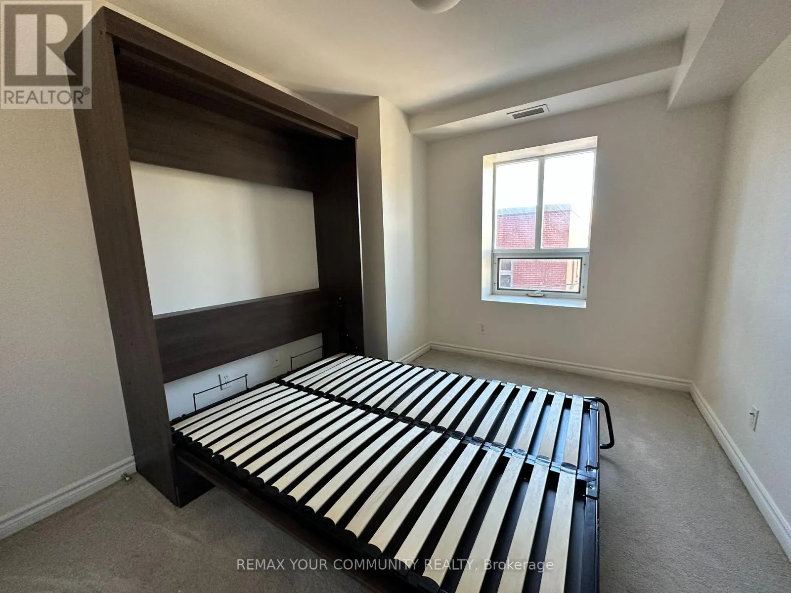 305 - 15207 YONGE STREET