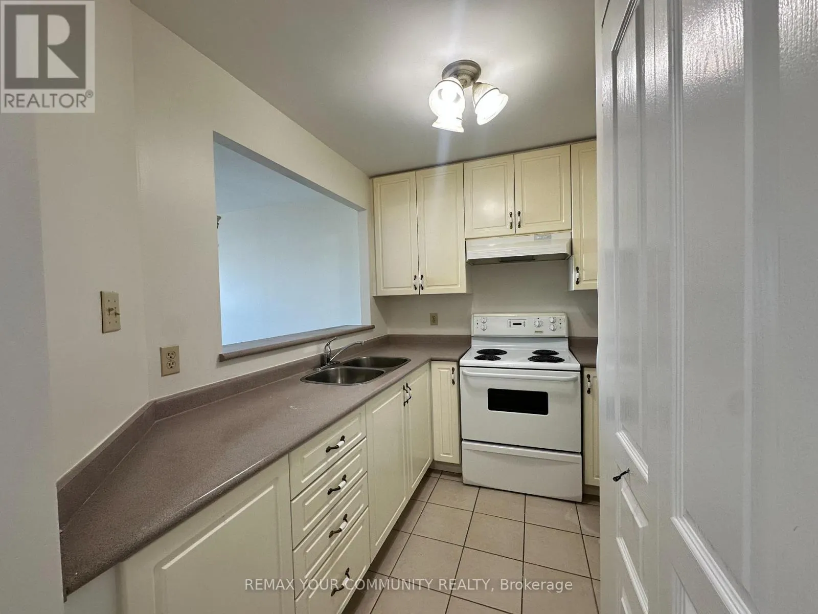 503 - 15207 YONGE STREET