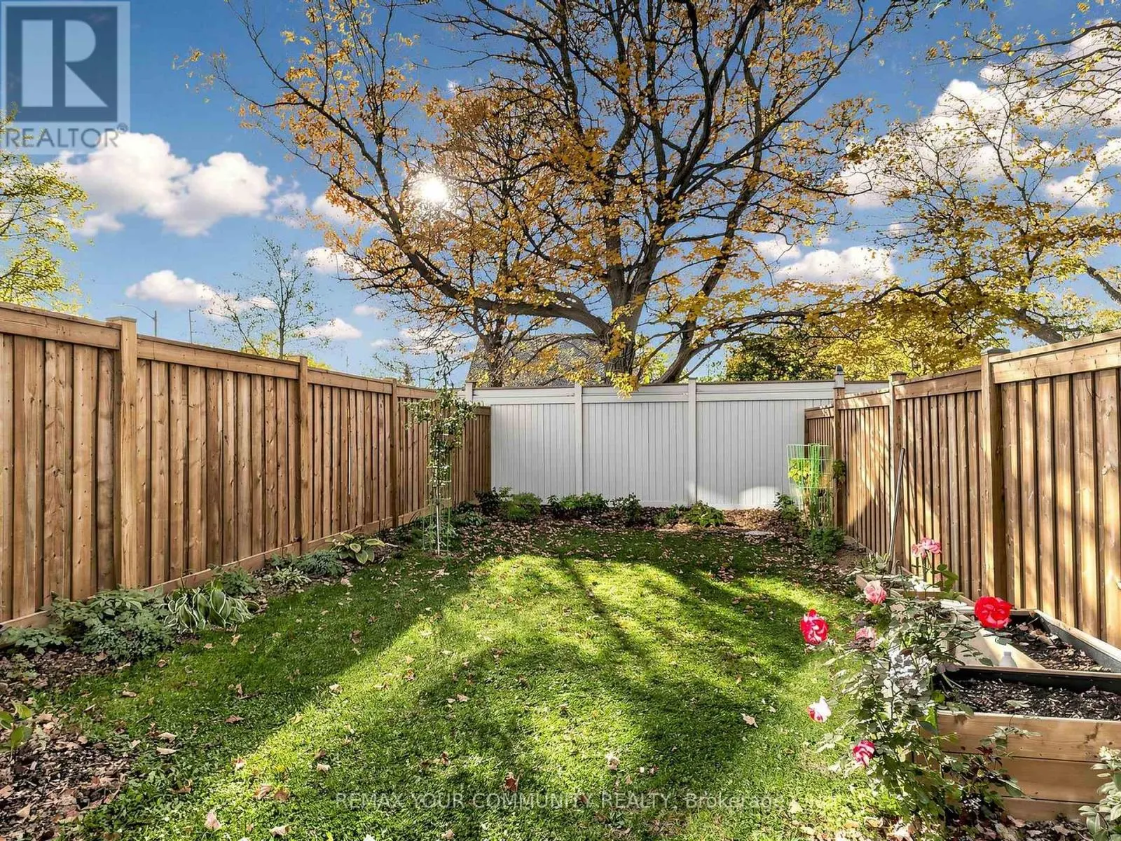 96 DRIZZEL CRESCENT