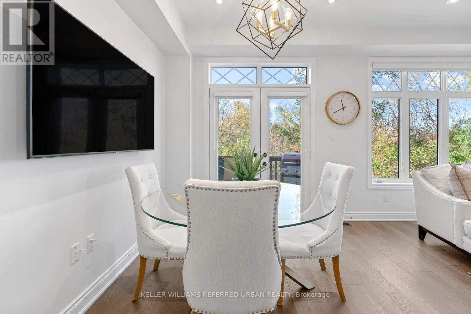 32 GREAT HERON COURT