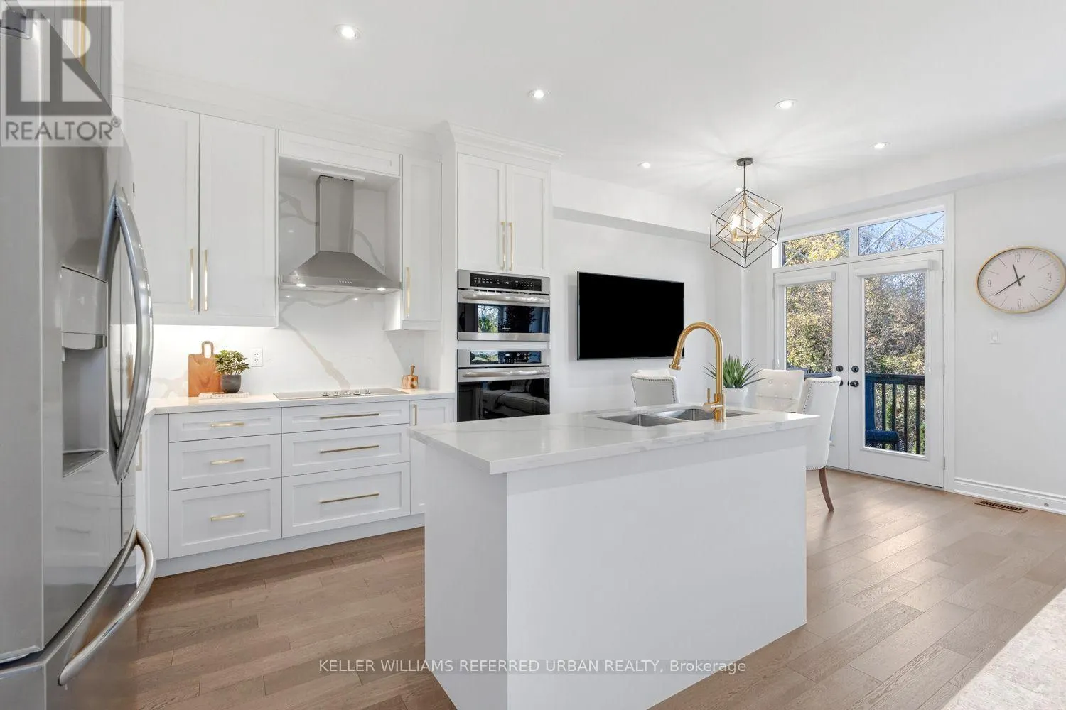 32 GREAT HERON COURT