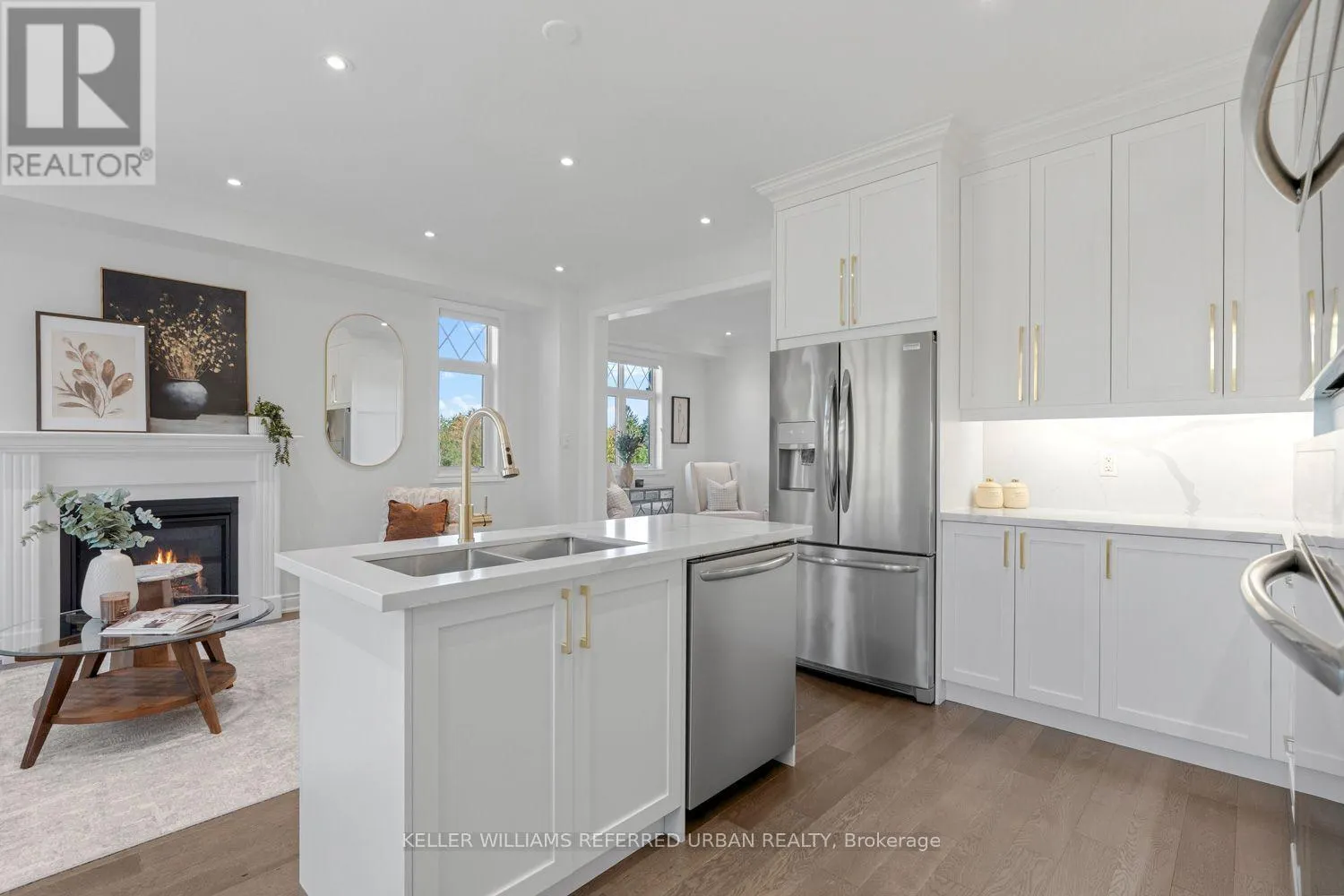 32 GREAT HERON COURT