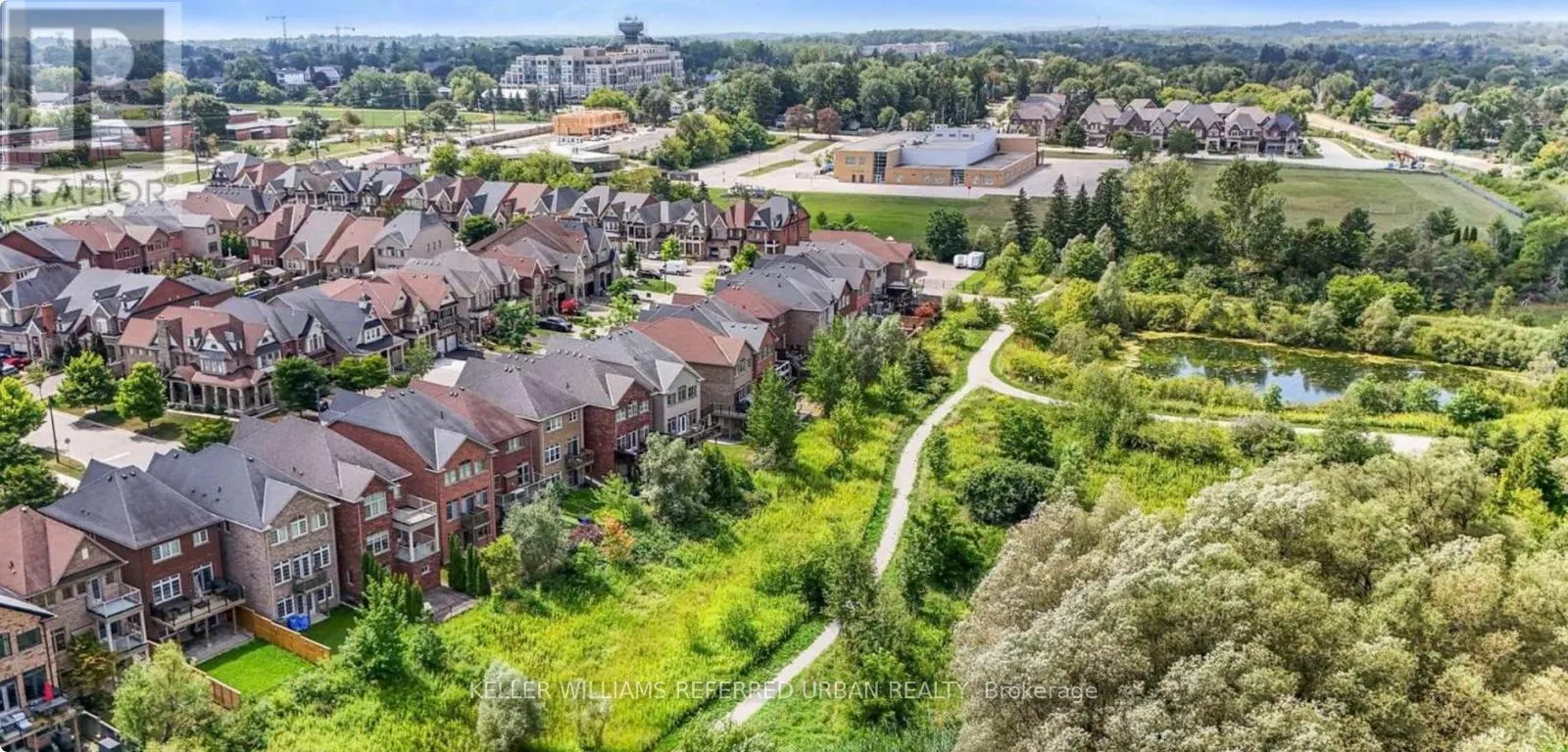 32 GREAT HERON COURT