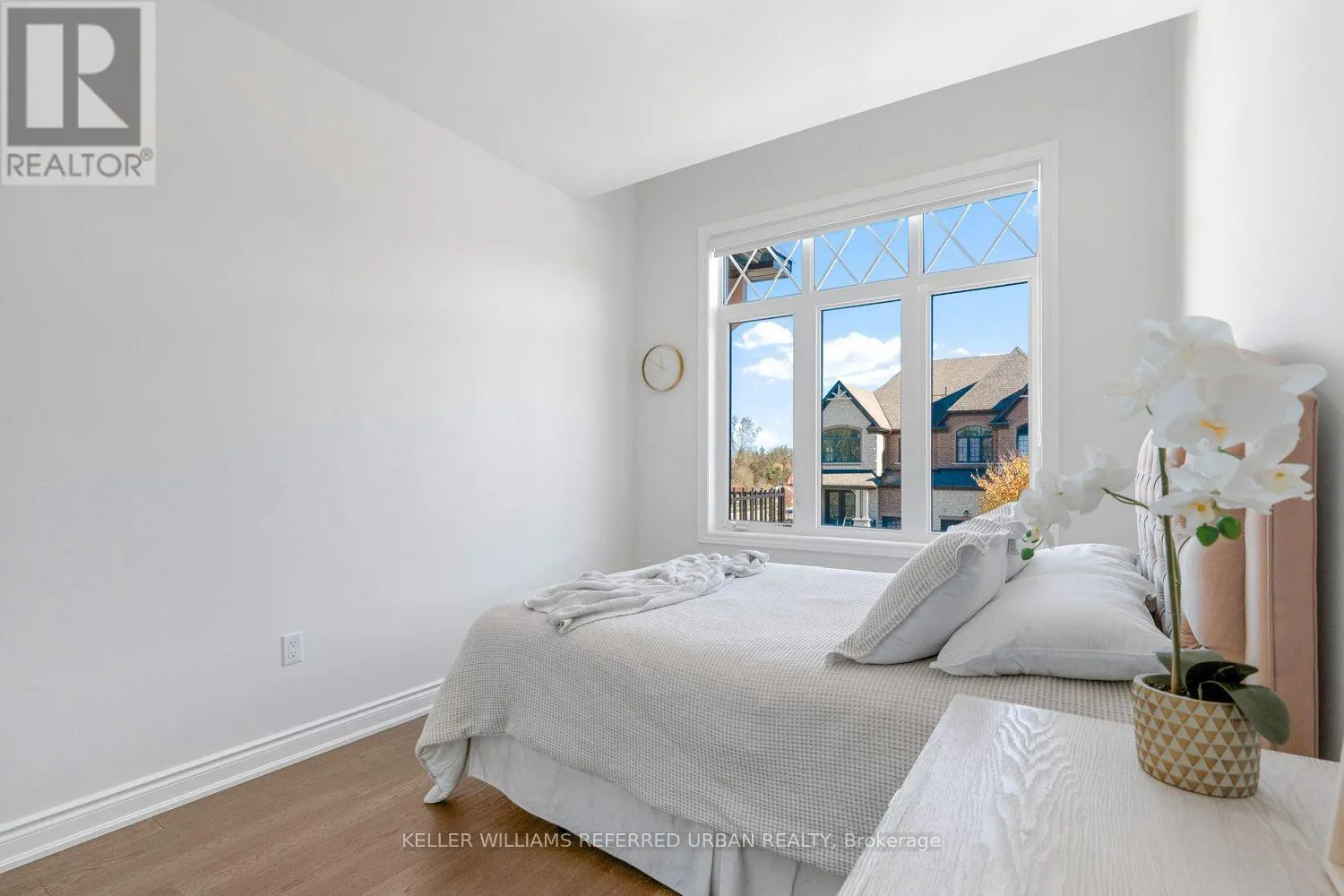 32 GREAT HERON COURT
