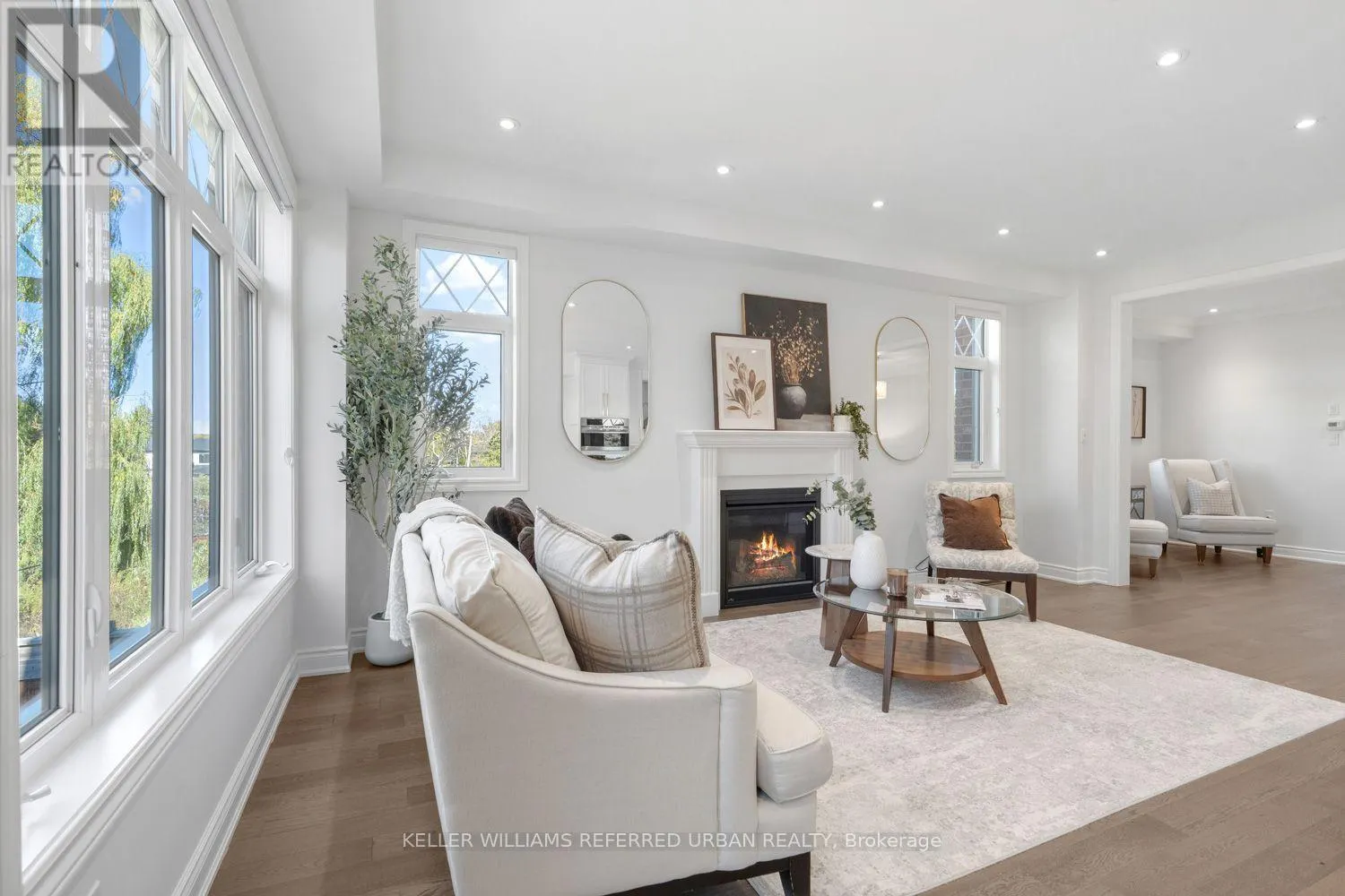 32 GREAT HERON COURT