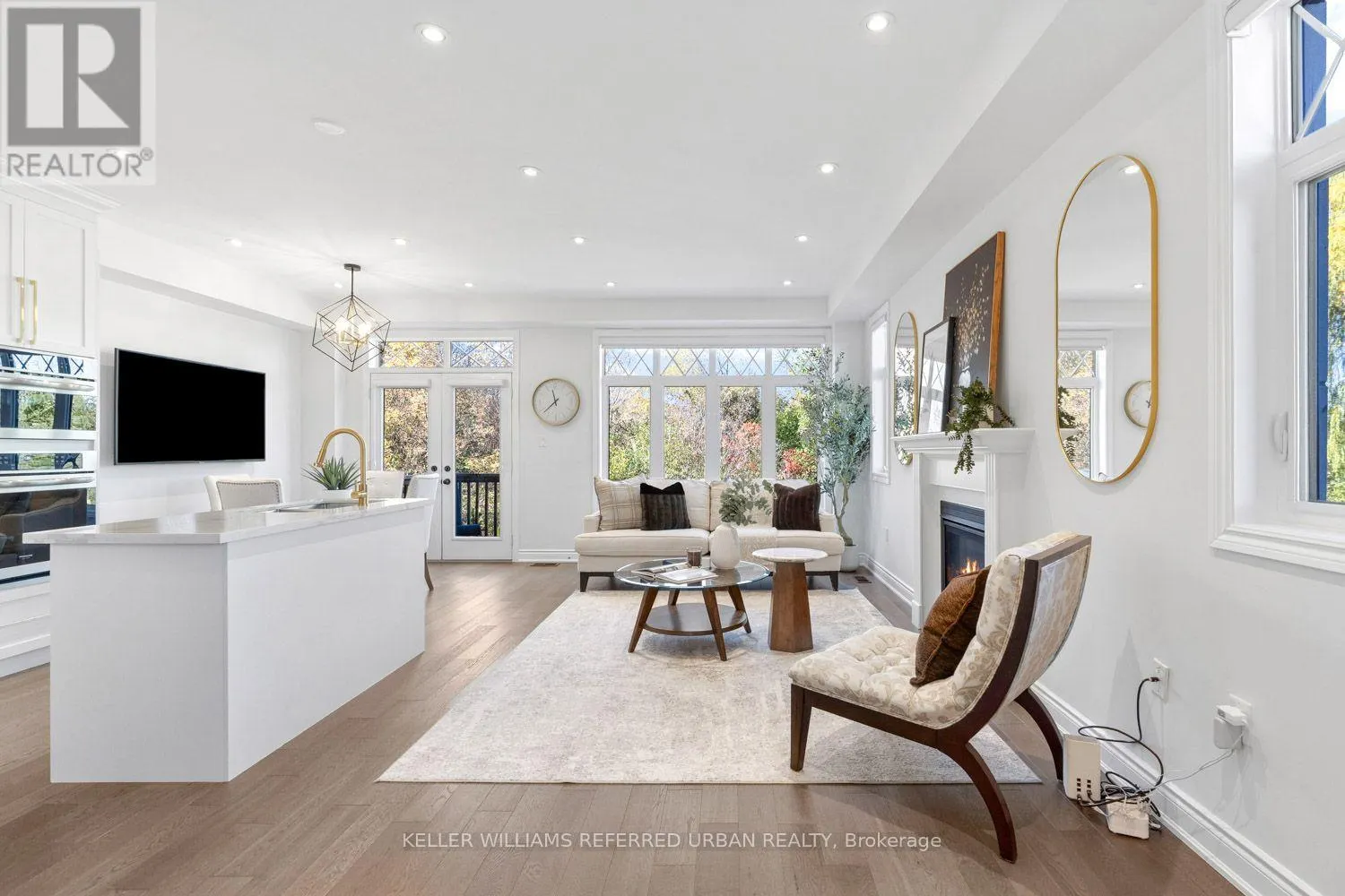 32 GREAT HERON COURT