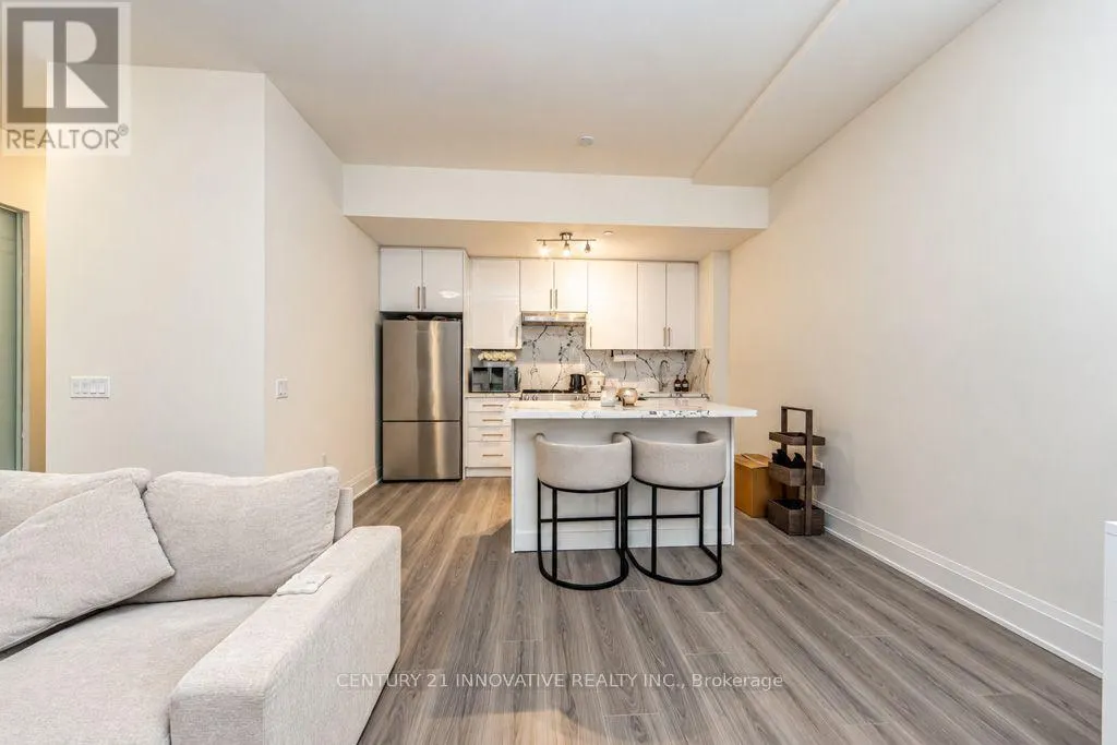 533 - 8960 JANE STREET