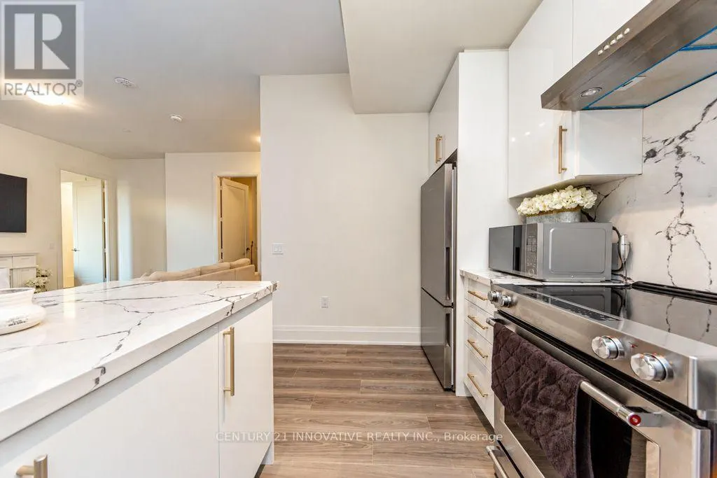 533 - 8960 JANE STREET