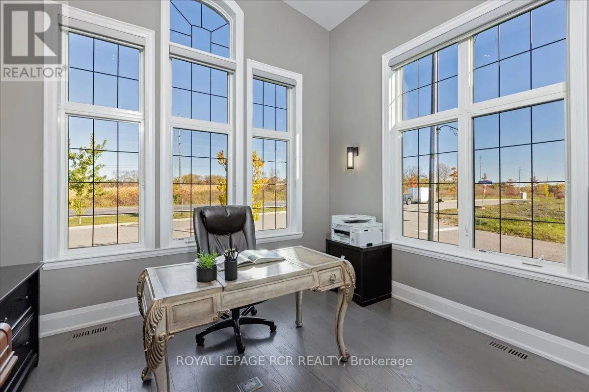 47 CARONDALE SQUARE