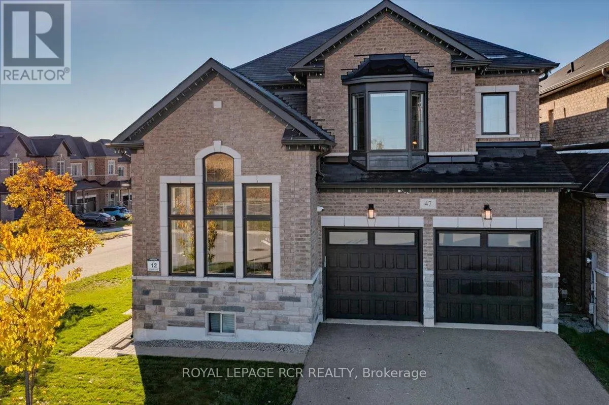 47 CARONDALE SQUARE