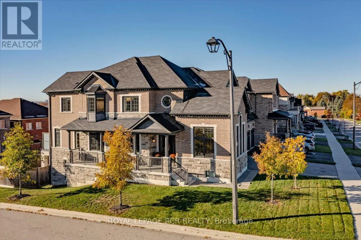 47 CARONDALE SQUARE