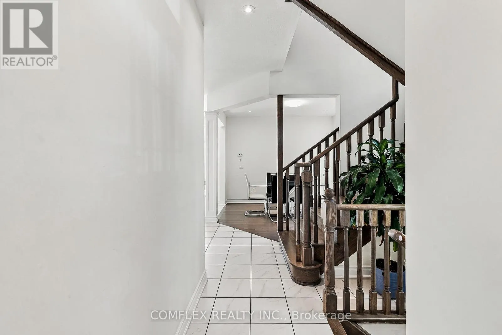 109 CLIFF THOMPSON COURT
