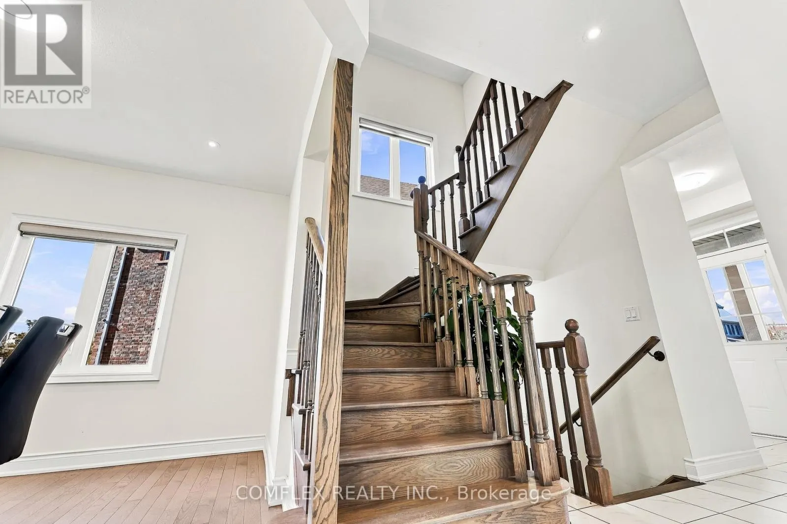 109 CLIFF THOMPSON COURT