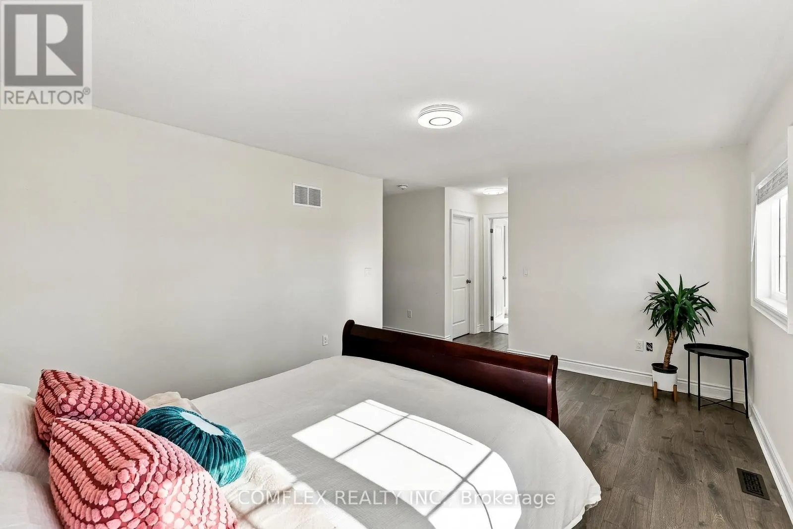 109 CLIFF THOMPSON COURT