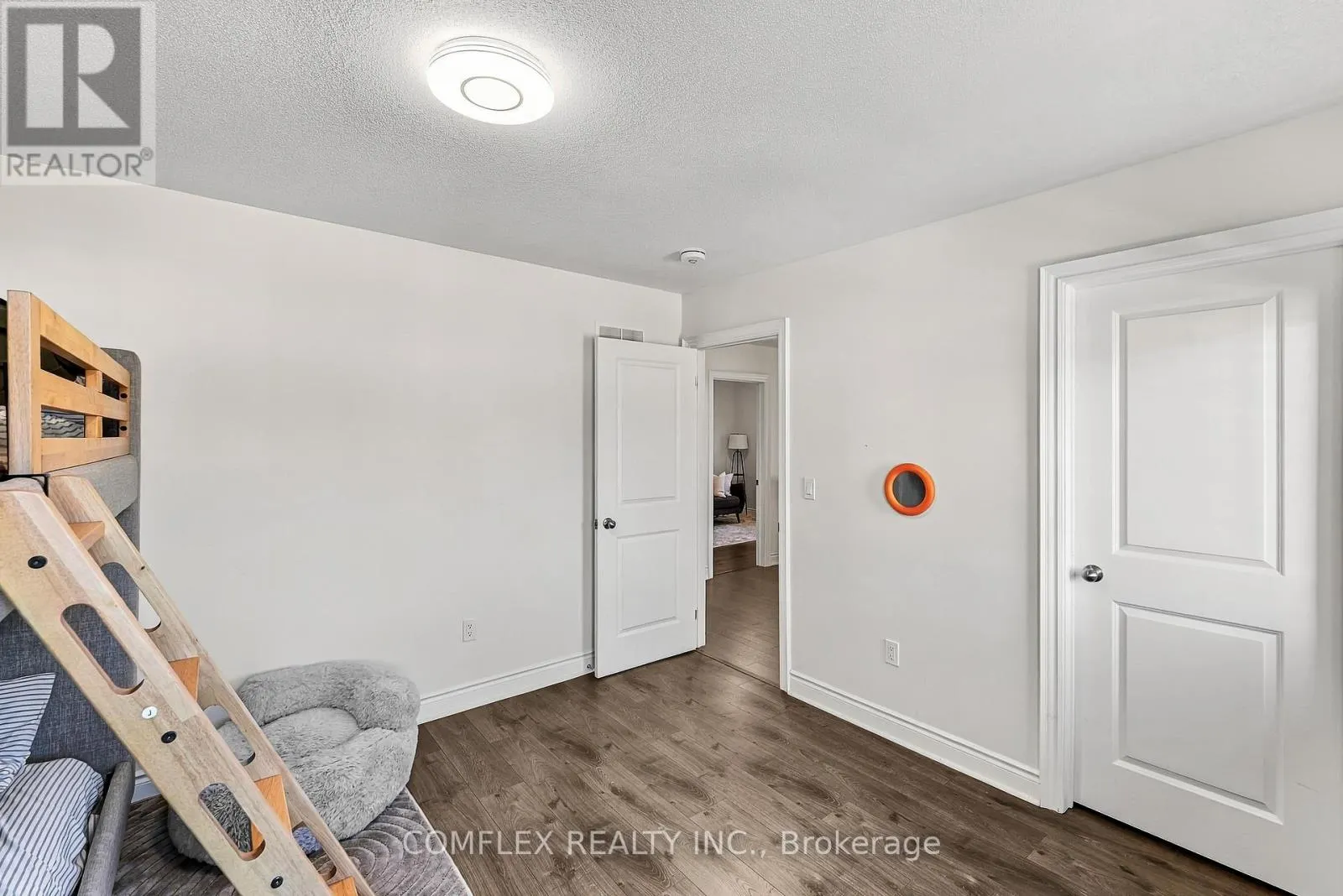 109 CLIFF THOMPSON COURT