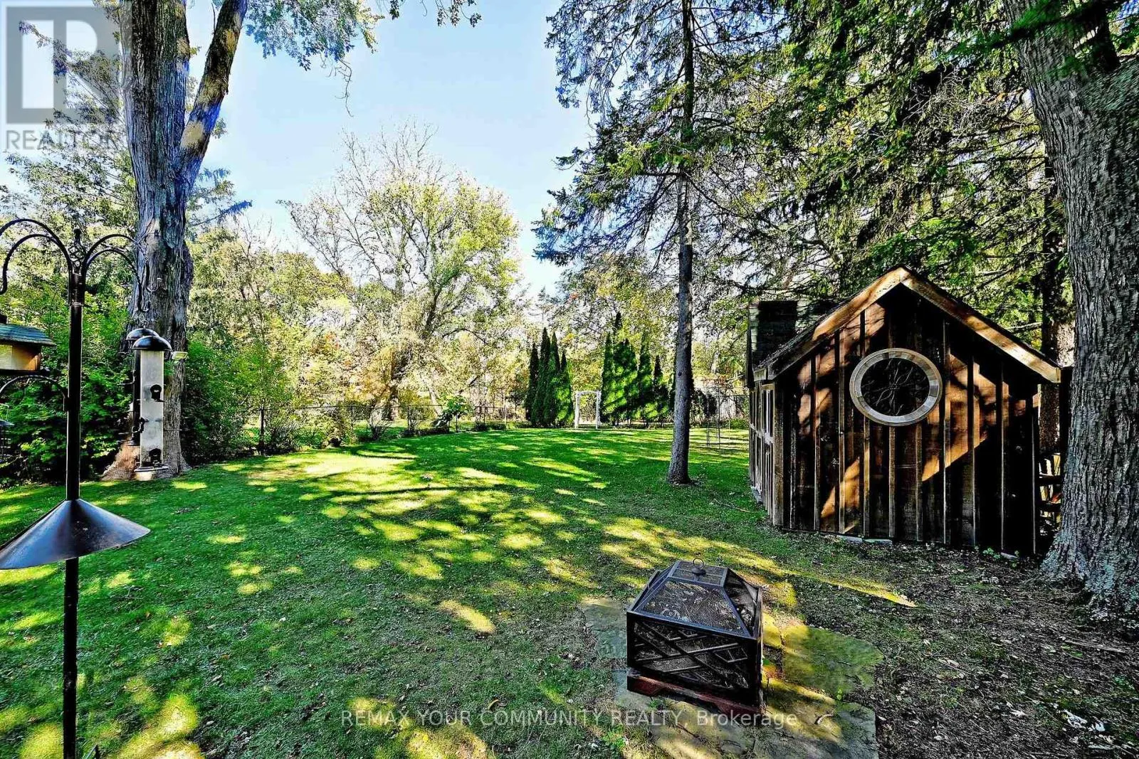 73 SPRUCEWOOD DRIVE E