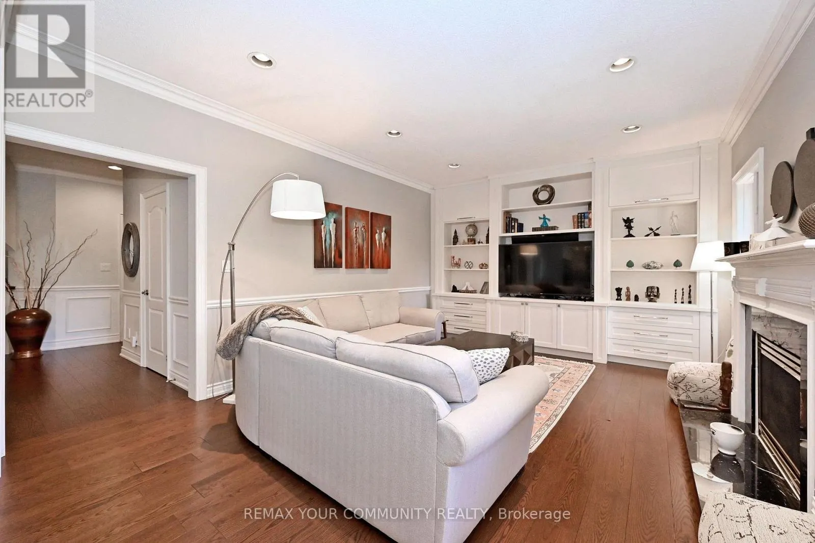 73 SPRUCEWOOD DRIVE E