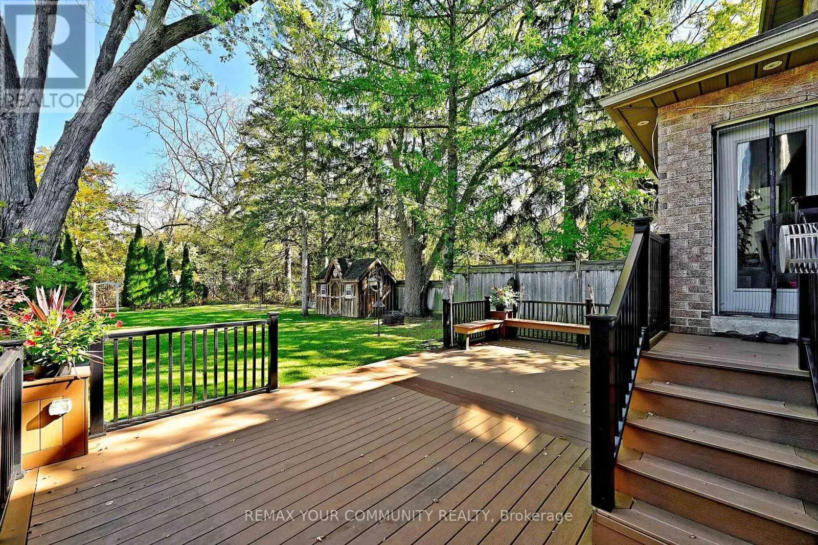 73 SPRUCEWOOD DRIVE E