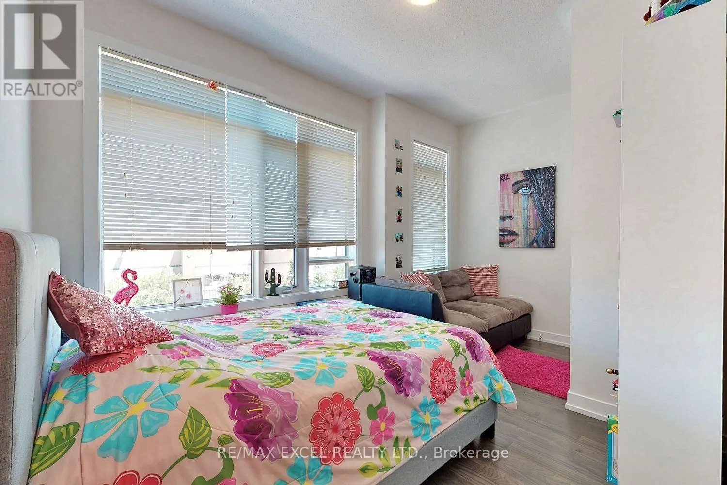 46 TROON AVENUE